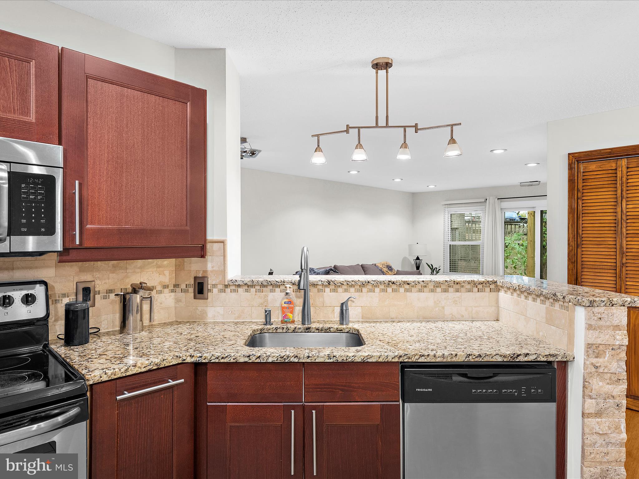 DORSEY HALL - Residential