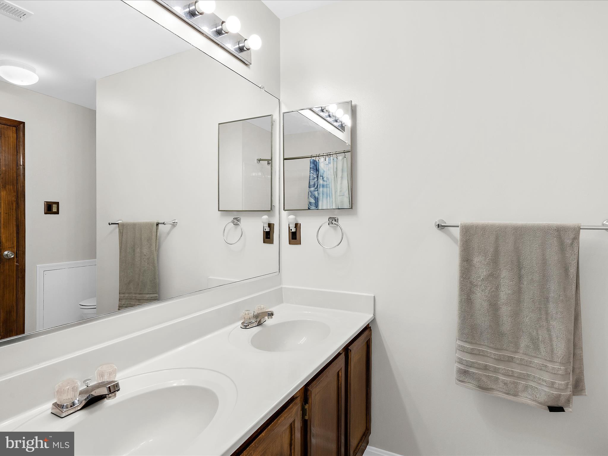 DORSEY HALL - Residential