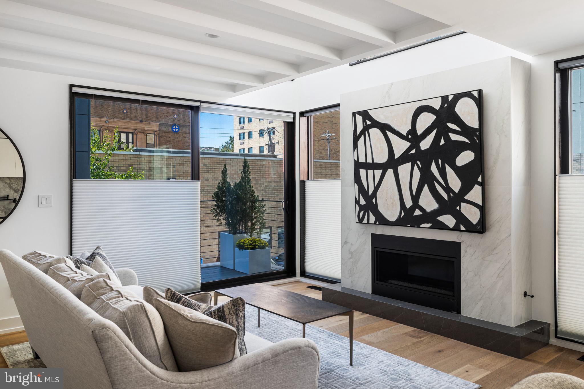 GRADUATE HOSPITAL - Residential Lease