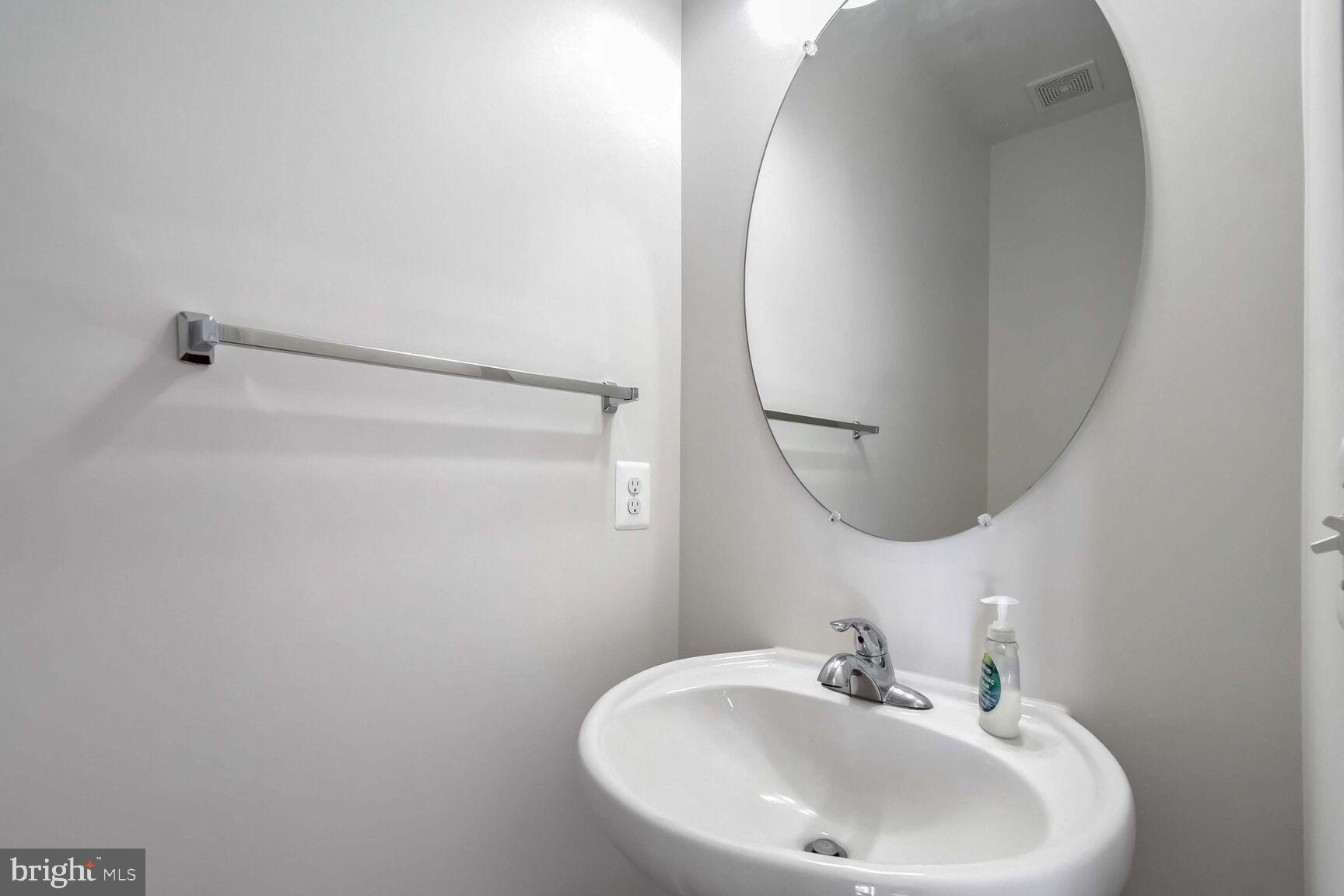 SNOWDEN BRIDGE - Residential Lease