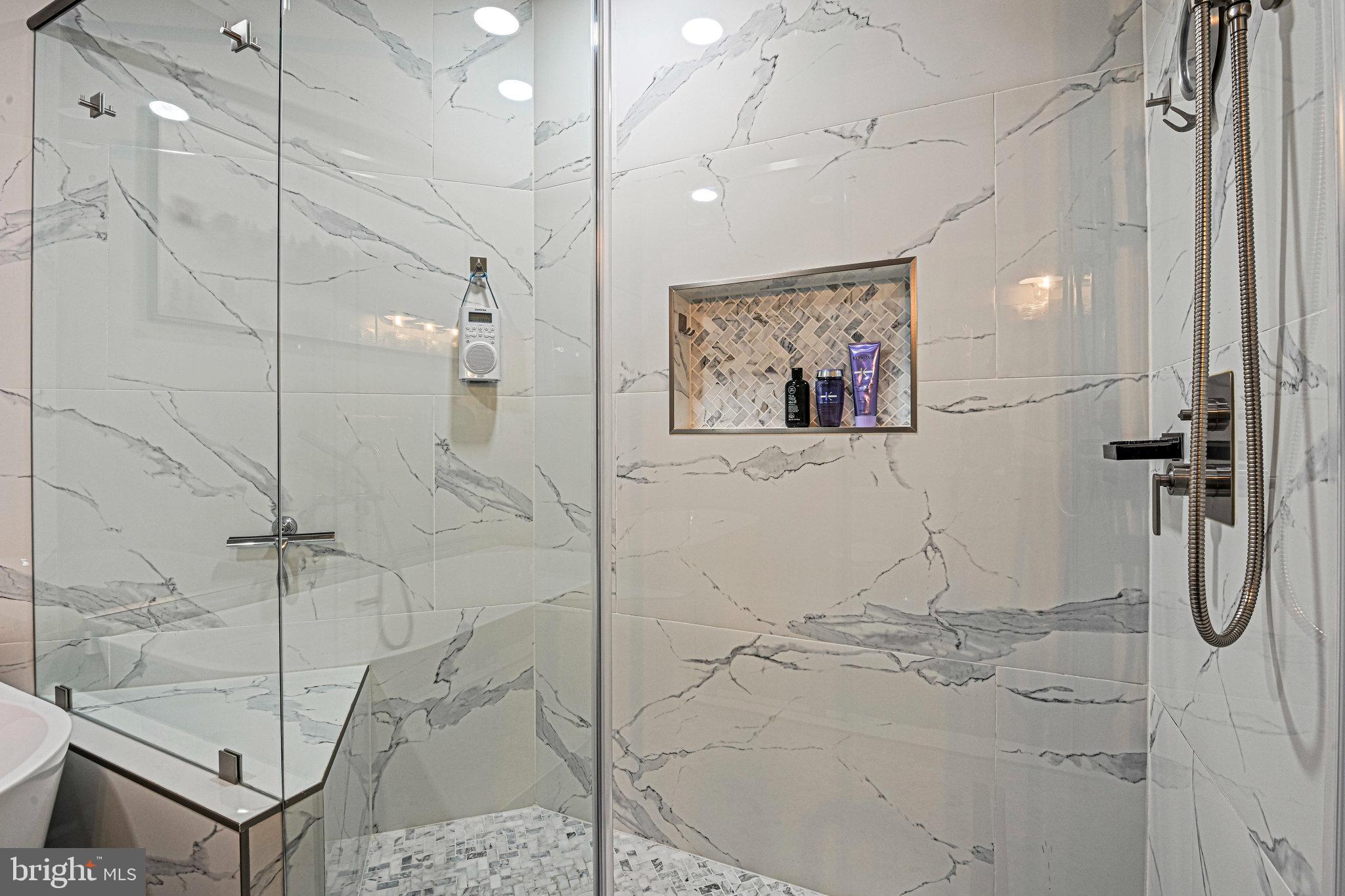 WEST MARKET - Residential