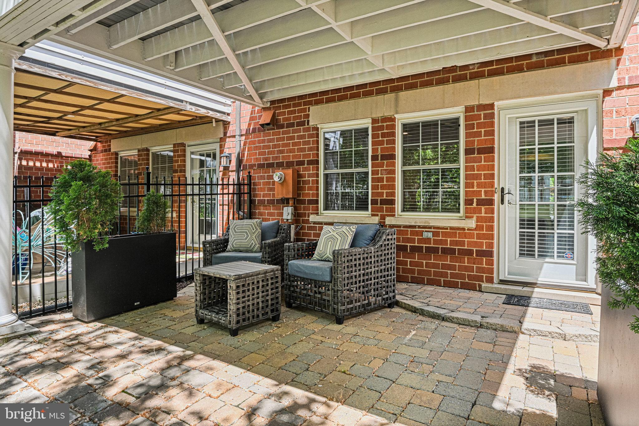 WEST MARKET - Residential