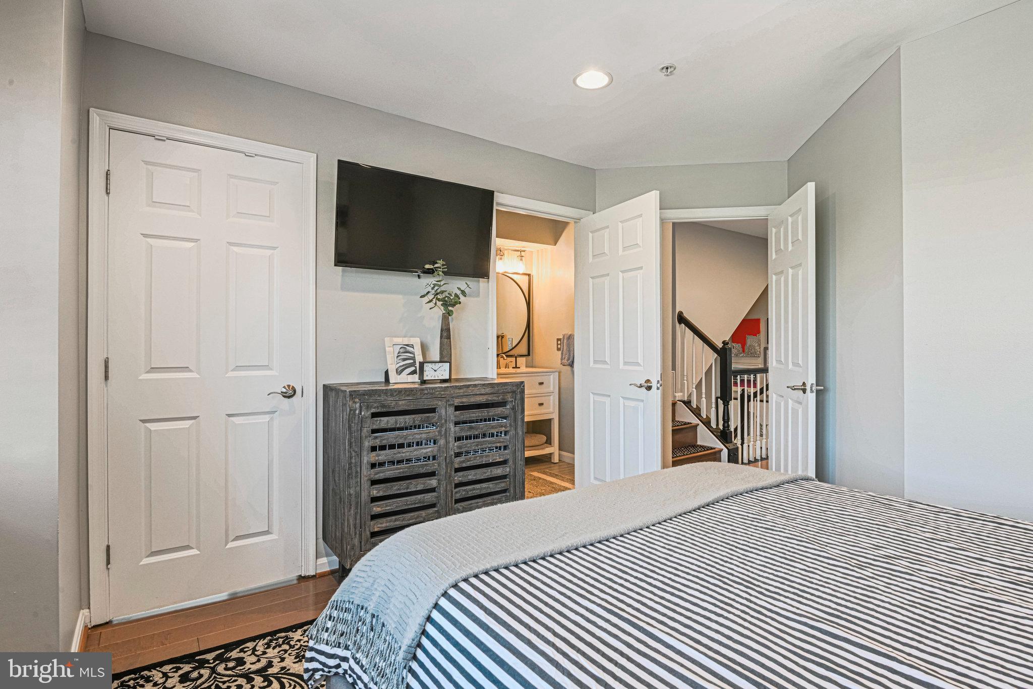 WEST MARKET - Residential