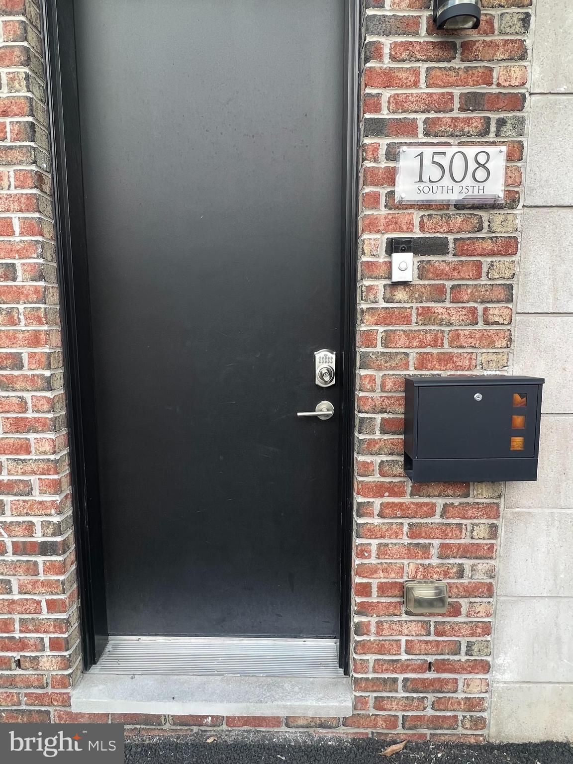 GRAYS FERRY - Residential Lease