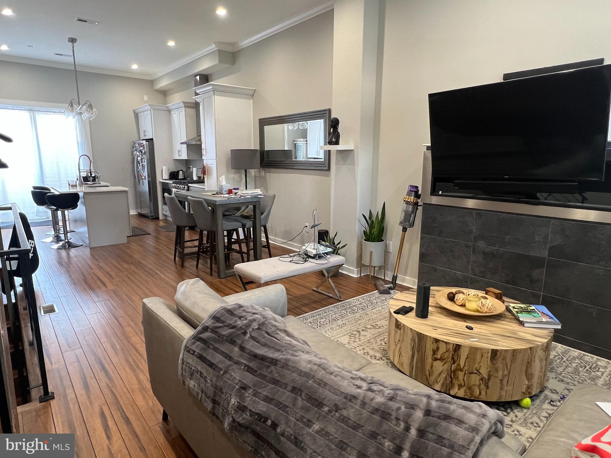 GRAYS FERRY - Residential Lease