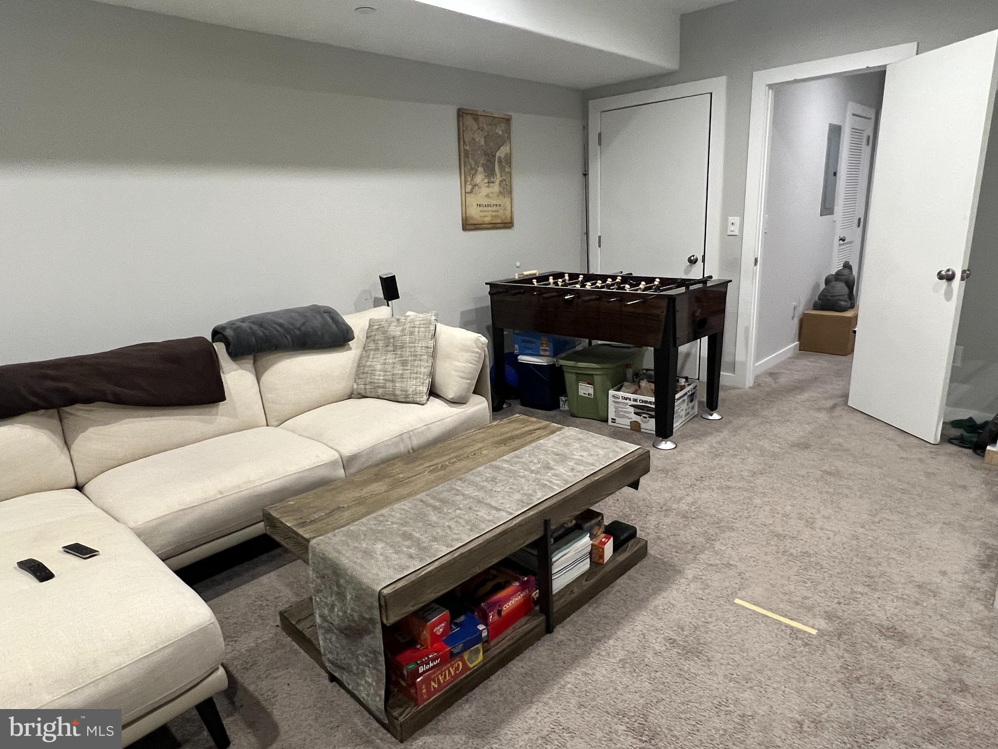 GRAYS FERRY - Residential Lease