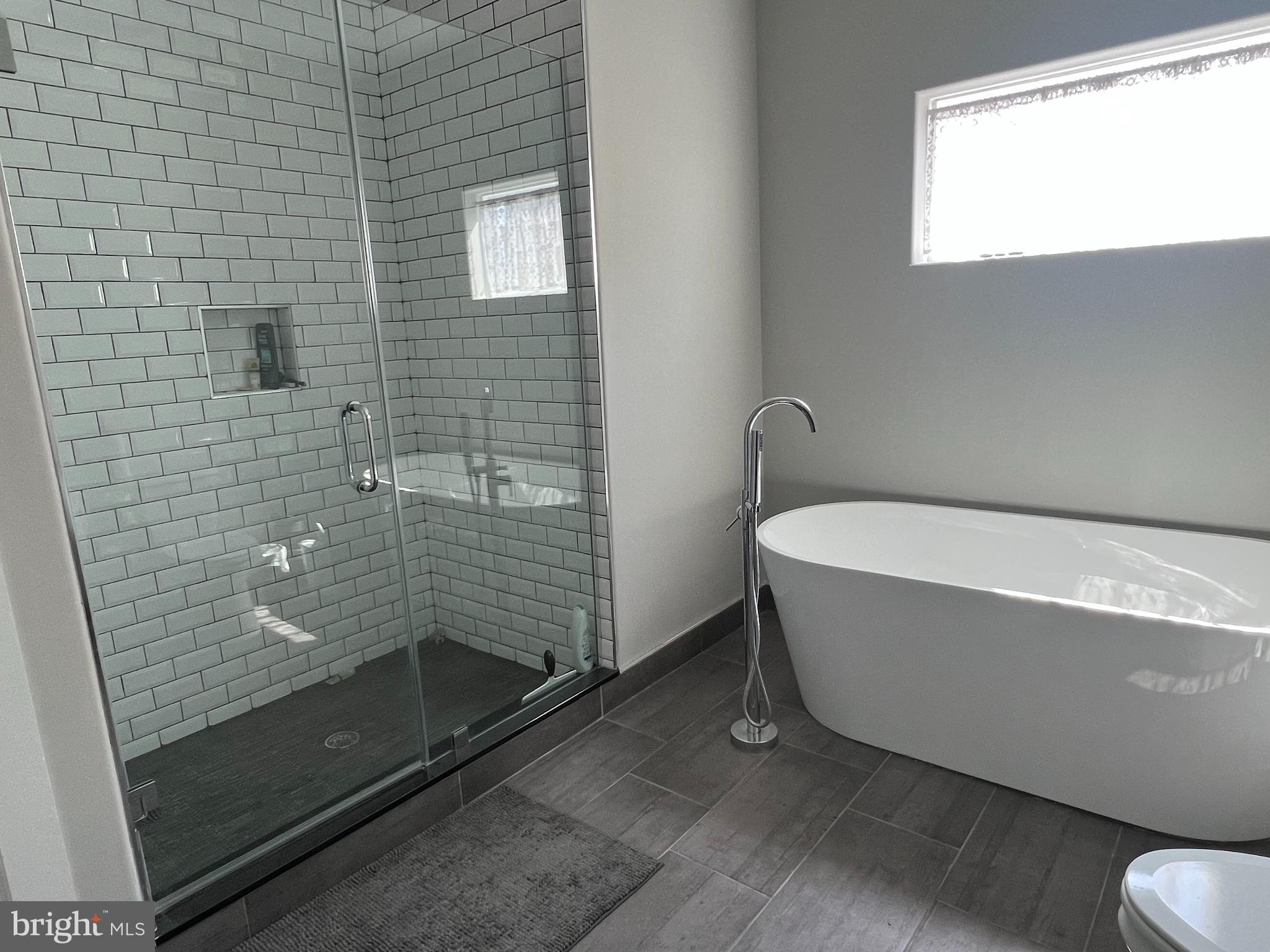 GRAYS FERRY - Residential Lease