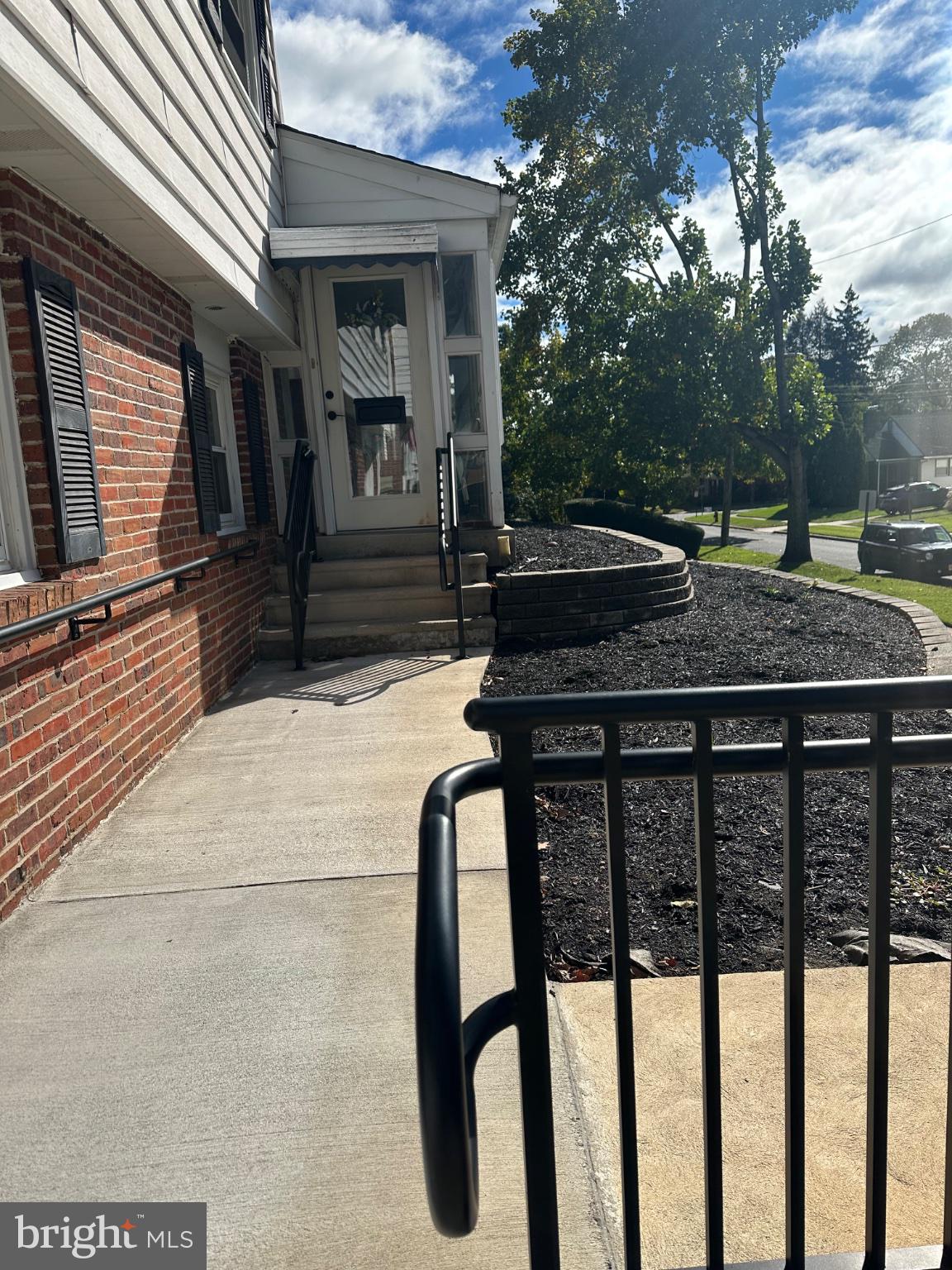 210 MORNINGSIDE DRIVE