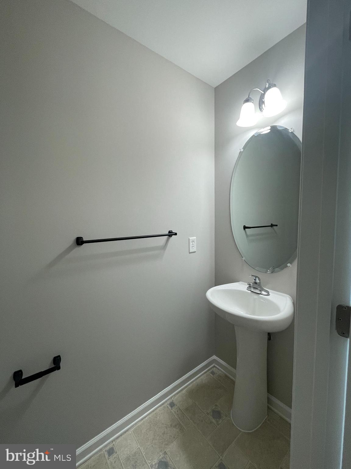 RIVERSIDE VILLAGES - Residential Lease