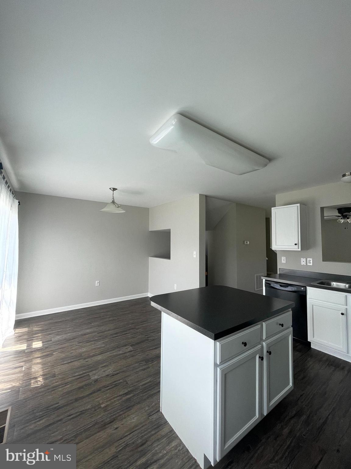 RIVERSIDE VILLAGES - Residential Lease