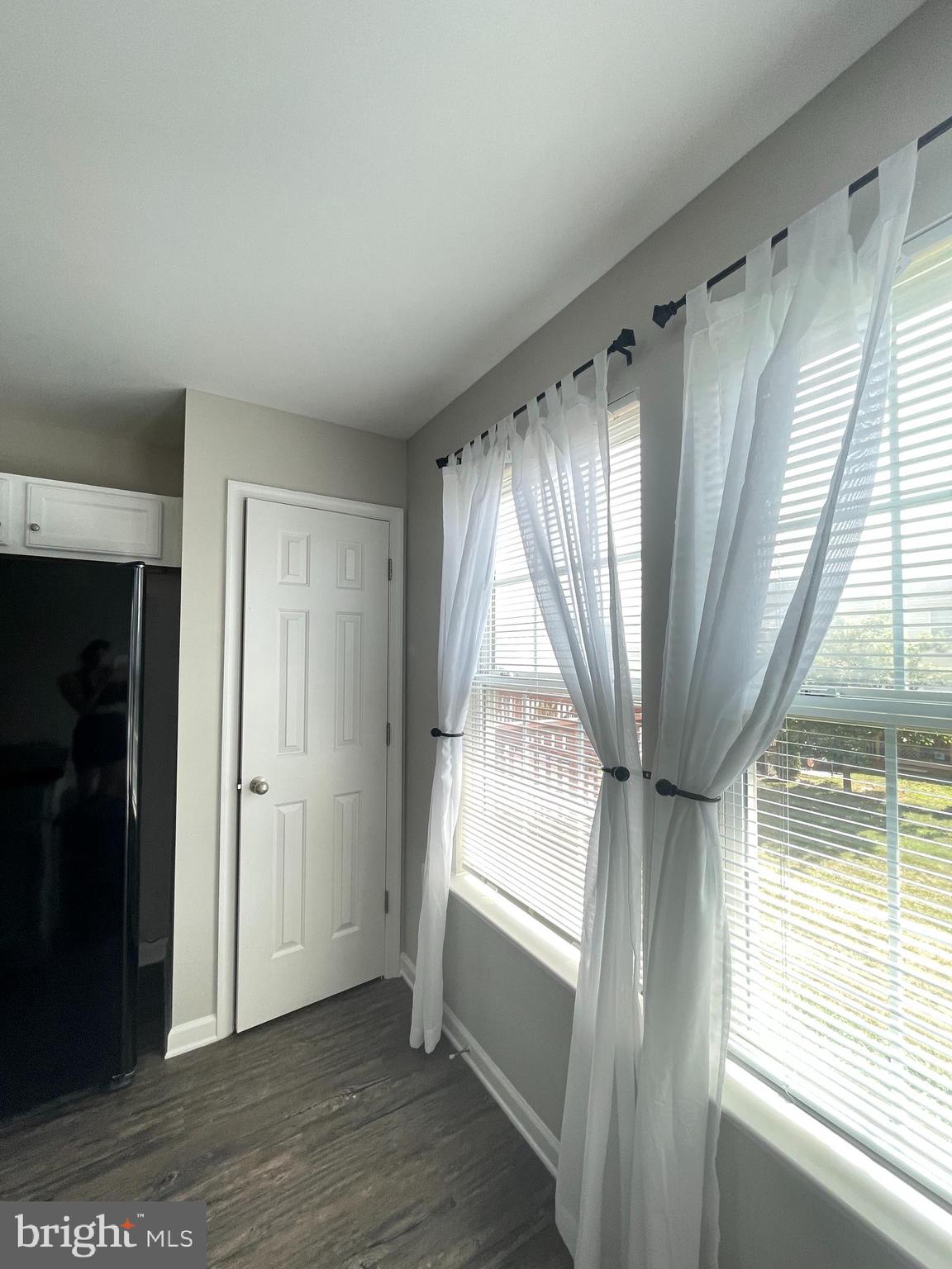 RIVERSIDE VILLAGES - Residential Lease