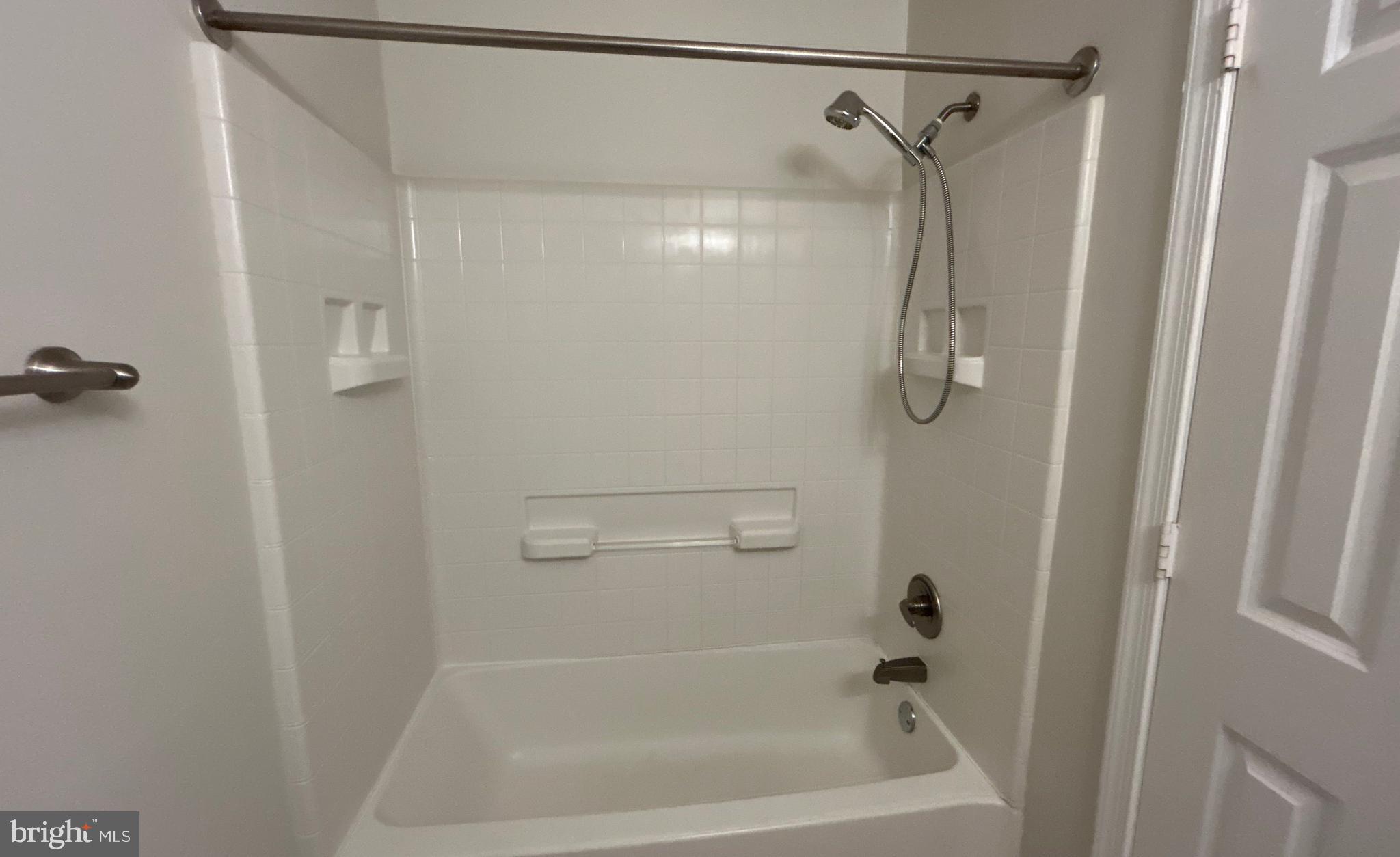 HIGH POINTE AT RIPPON LANDING - Residential Lease