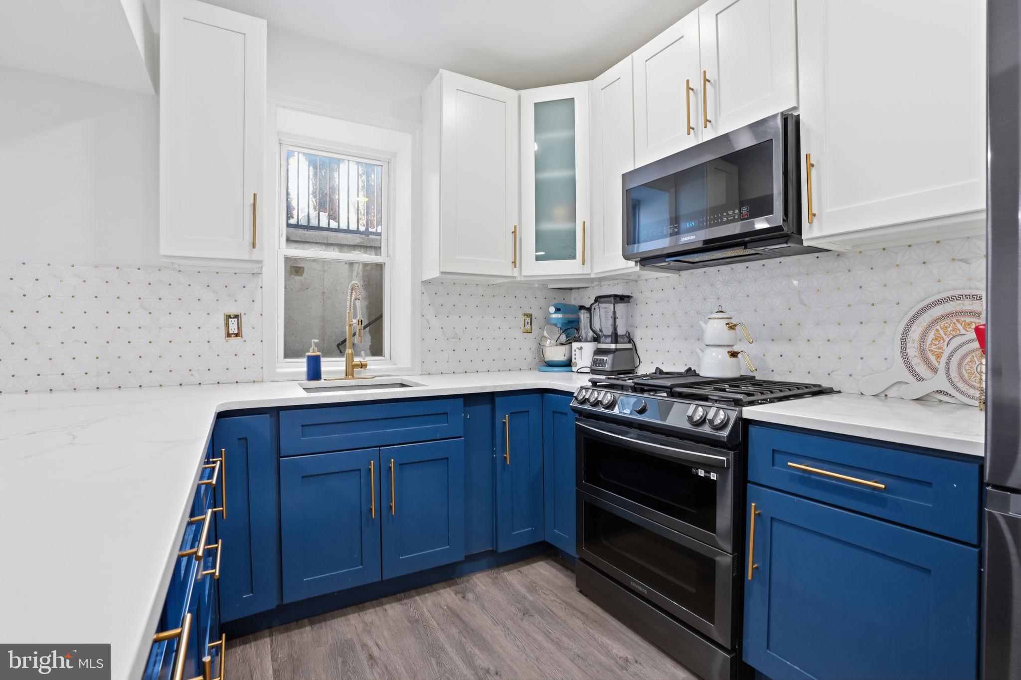 BELMONT RIDGE - Residential