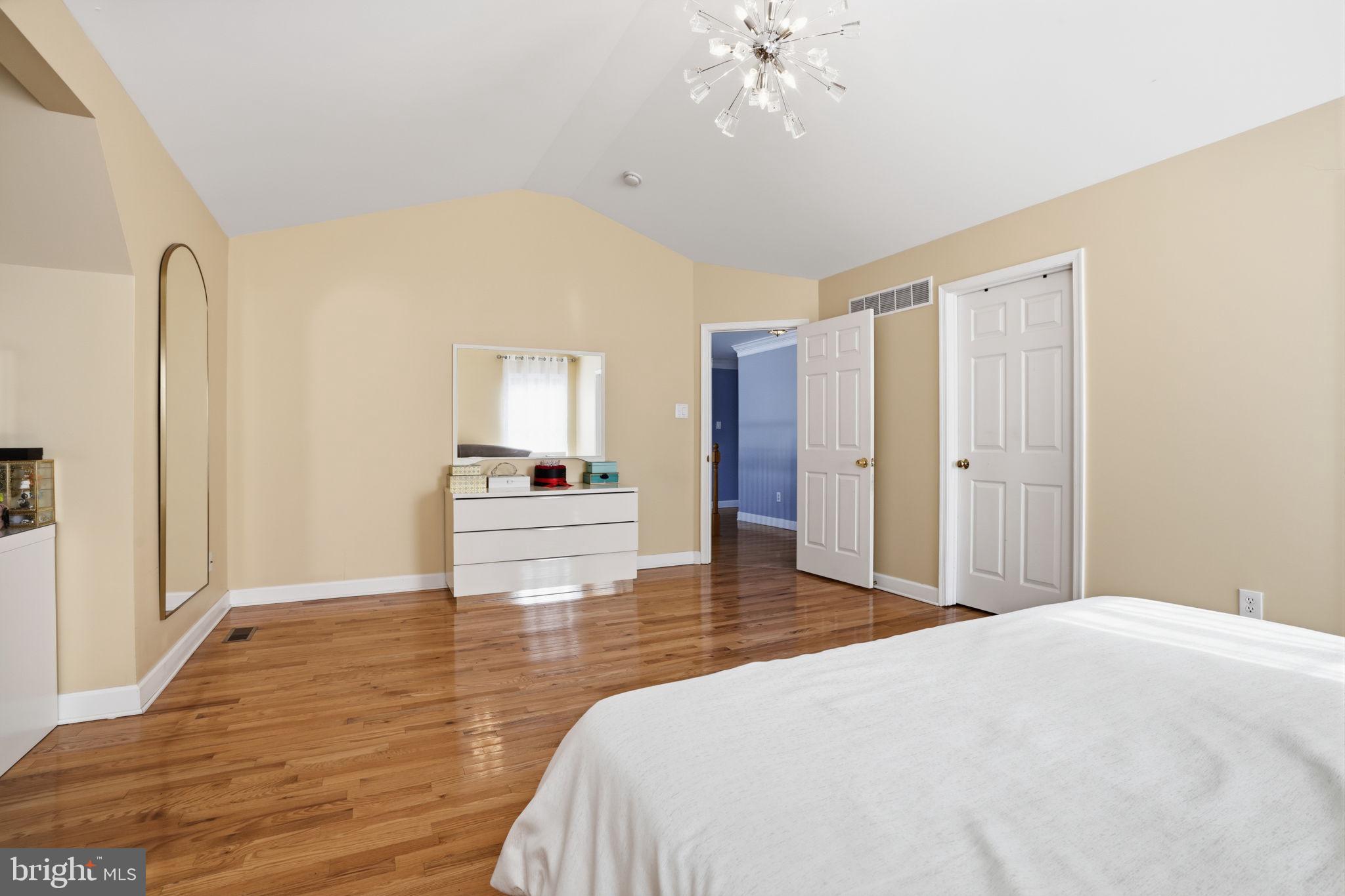 BELMONT RIDGE - Residential