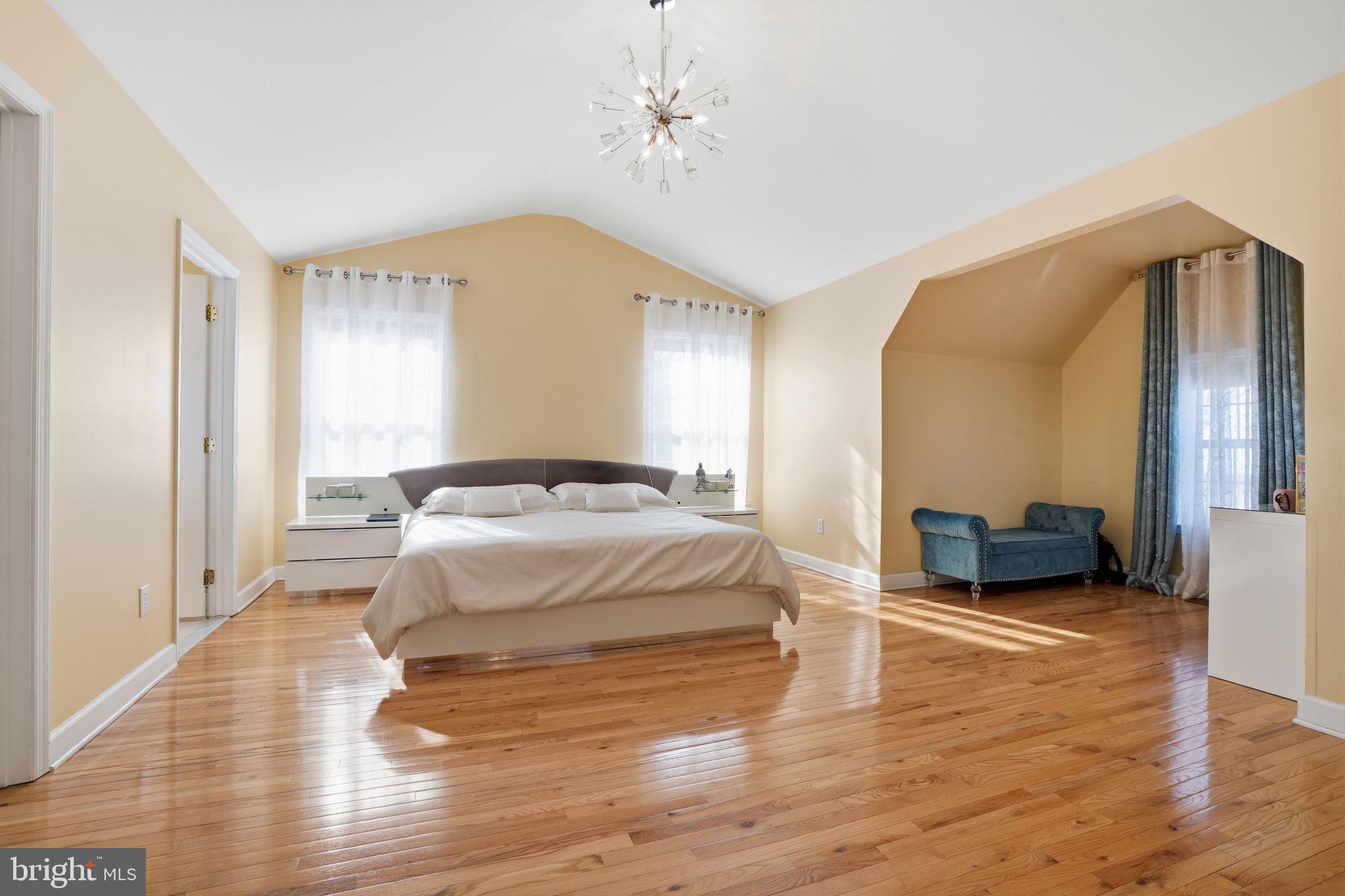 BELMONT RIDGE - Residential