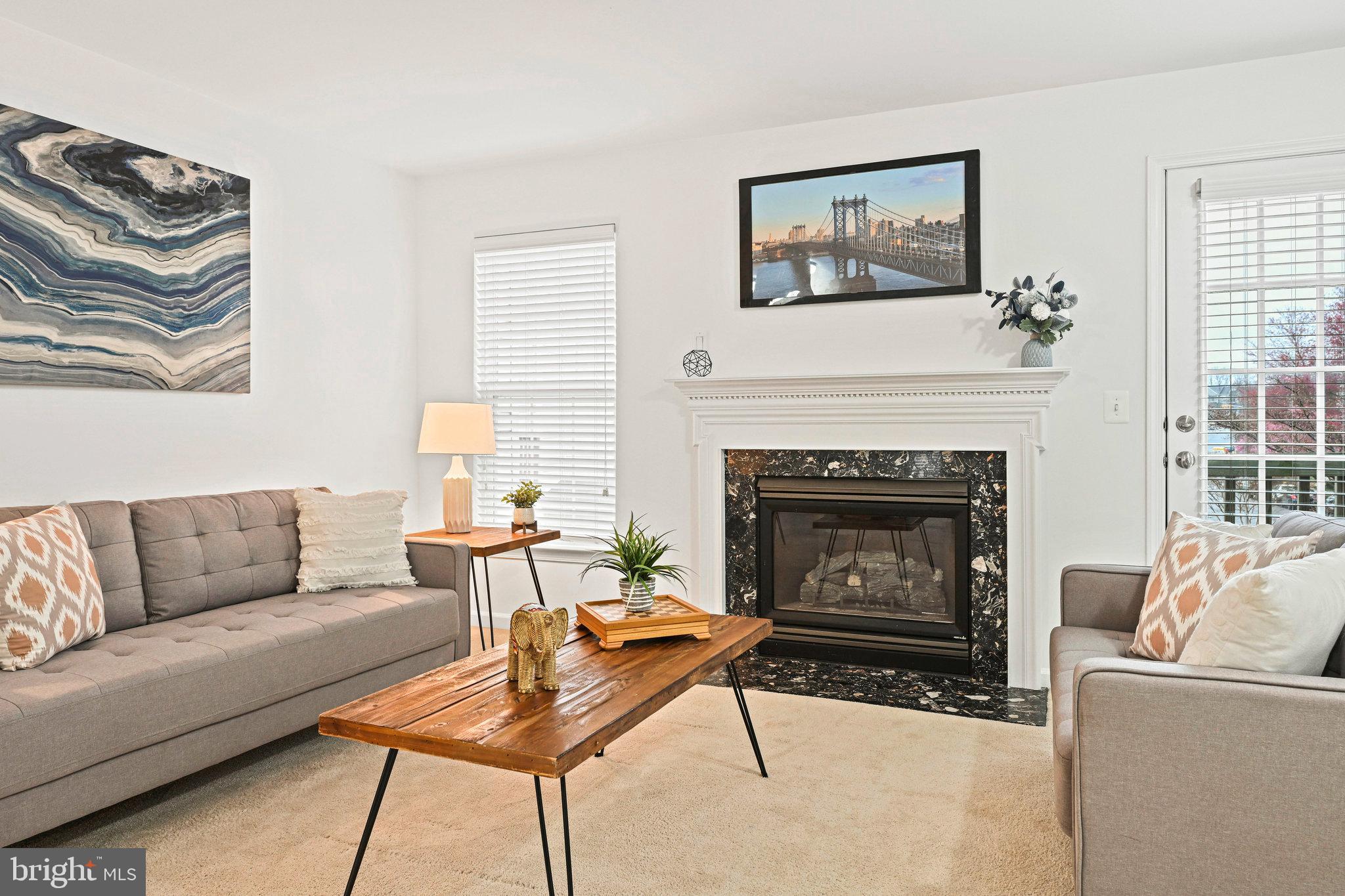 CEDAR LAKES - Residential