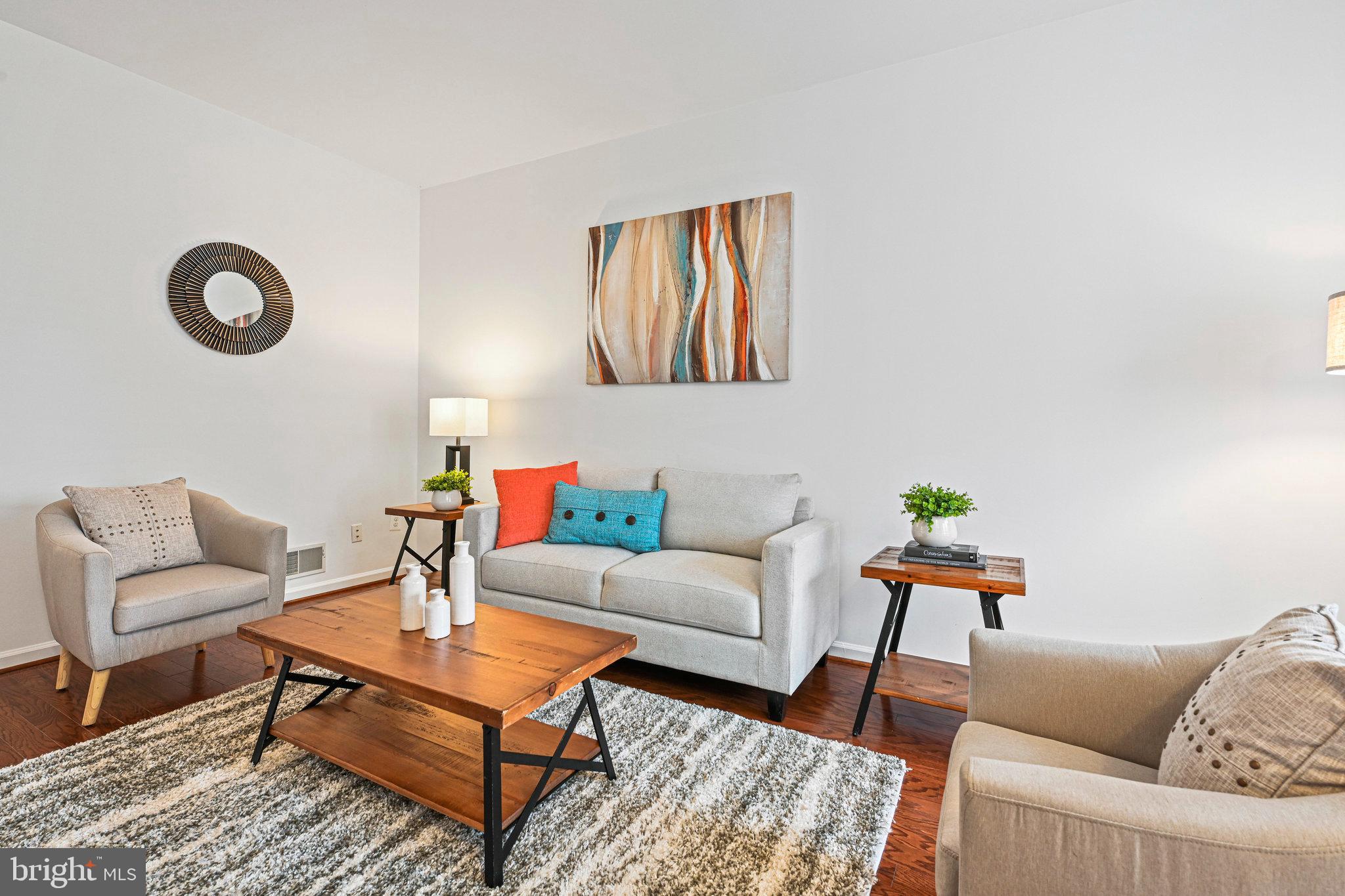 CEDAR LAKES - Residential