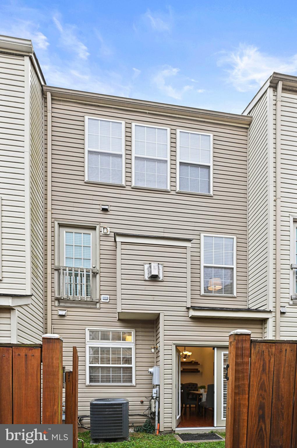 CEDAR LAKES - Residential