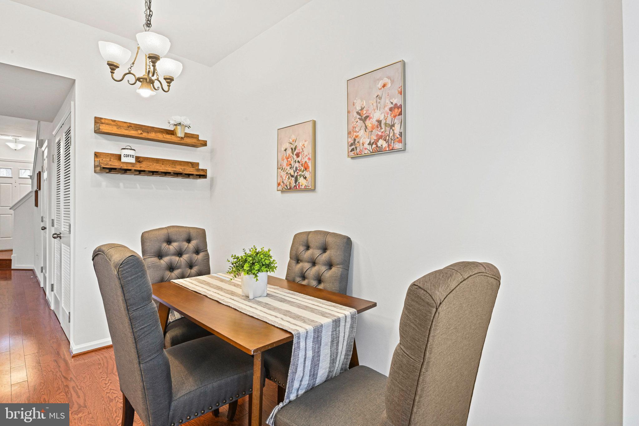 CEDAR LAKES - Residential
