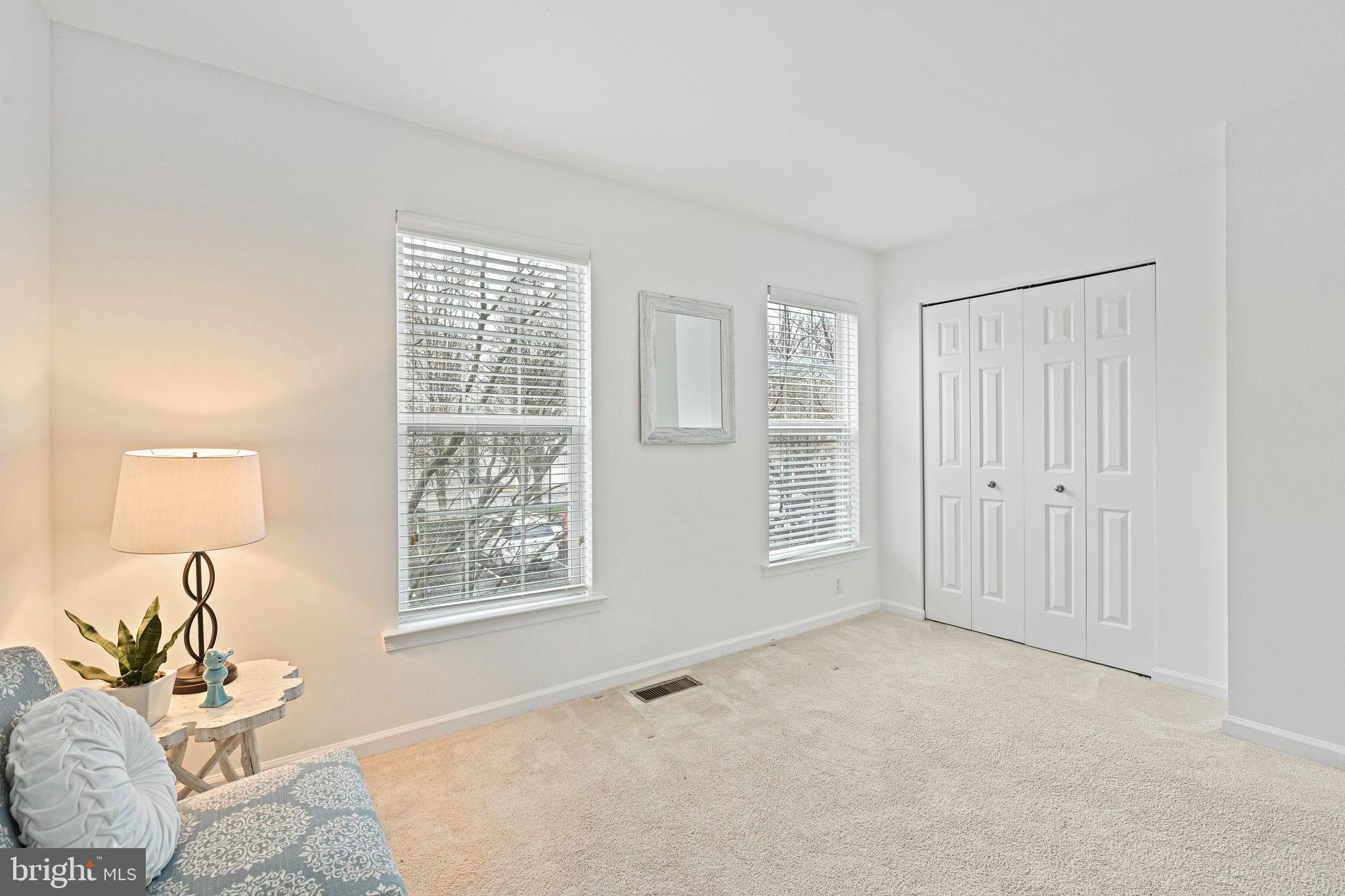 CEDAR LAKES - Residential