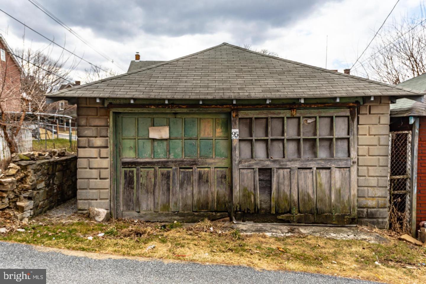 COATESVILLE - Residential Lease