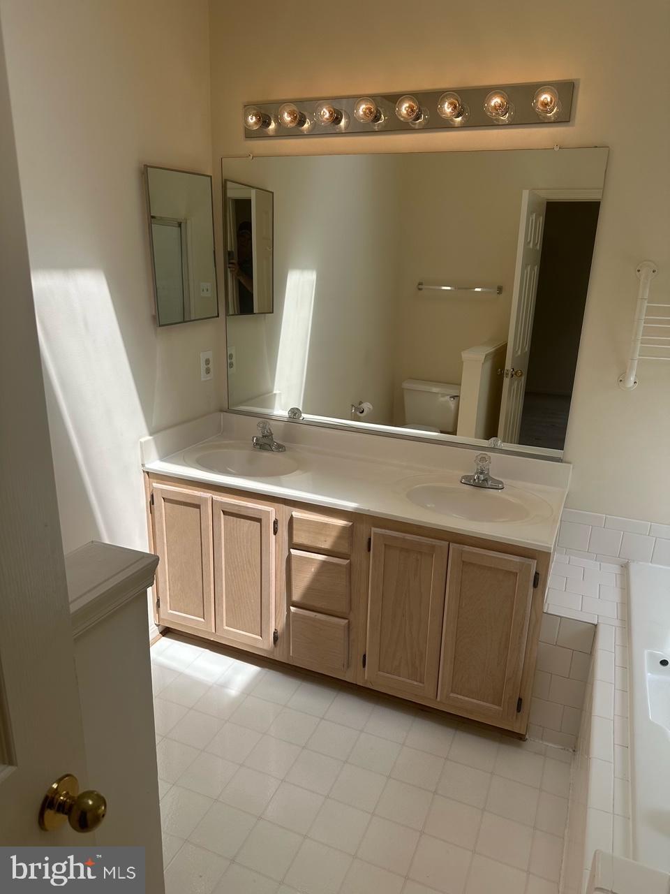 SULLY STATION - Residential