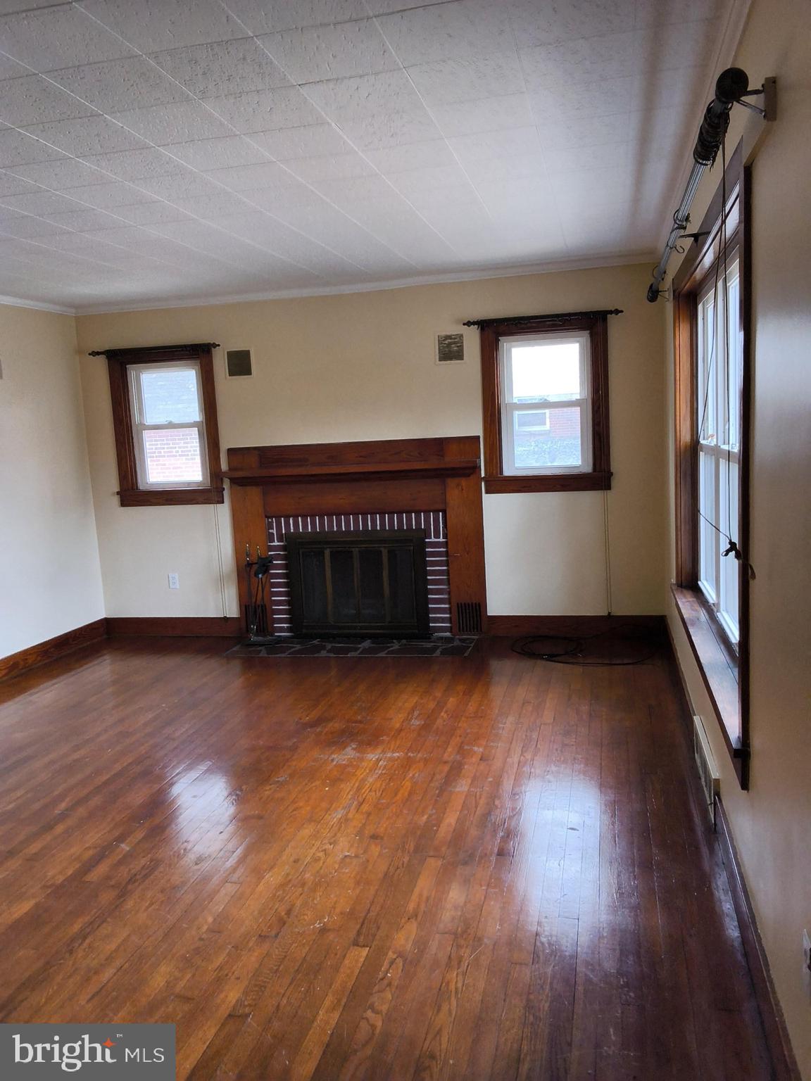 COLONIAL PARK - Residential