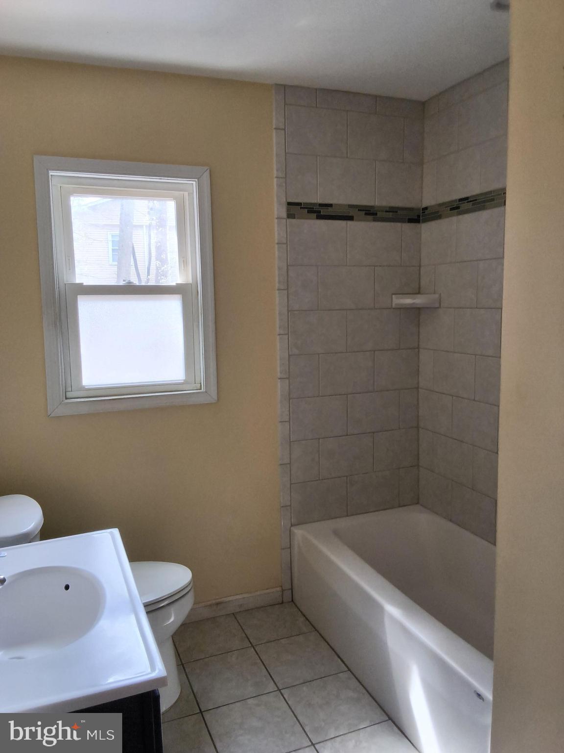 COLONIAL PARK - Residential