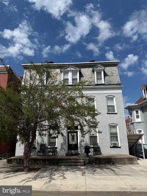 Photo of 115 - 115 King Street, HAGERSTOWN, MD 21740 (MLS # MDWA2039598)