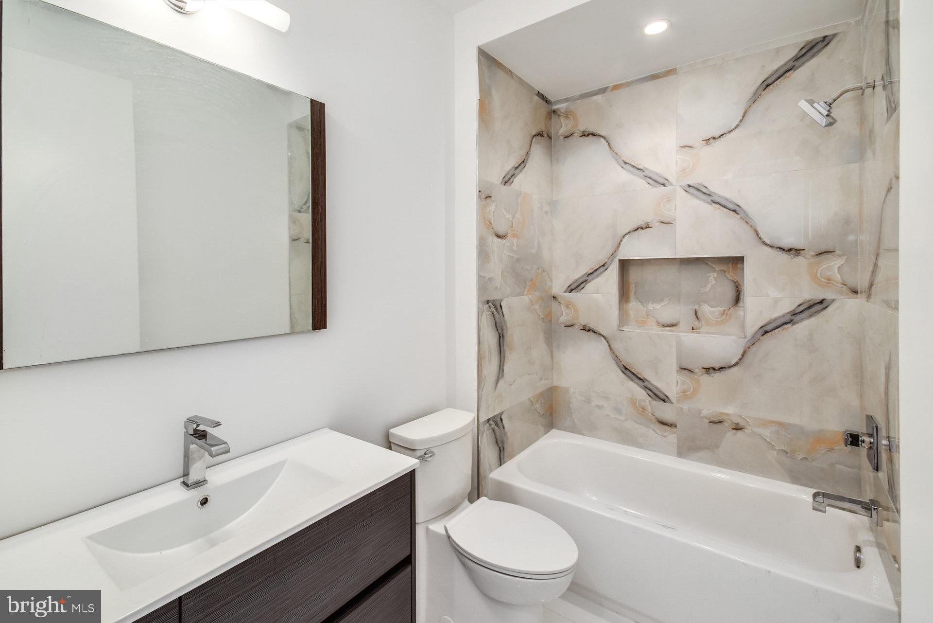 NORTHERN LIBERTIES - Residential Lease