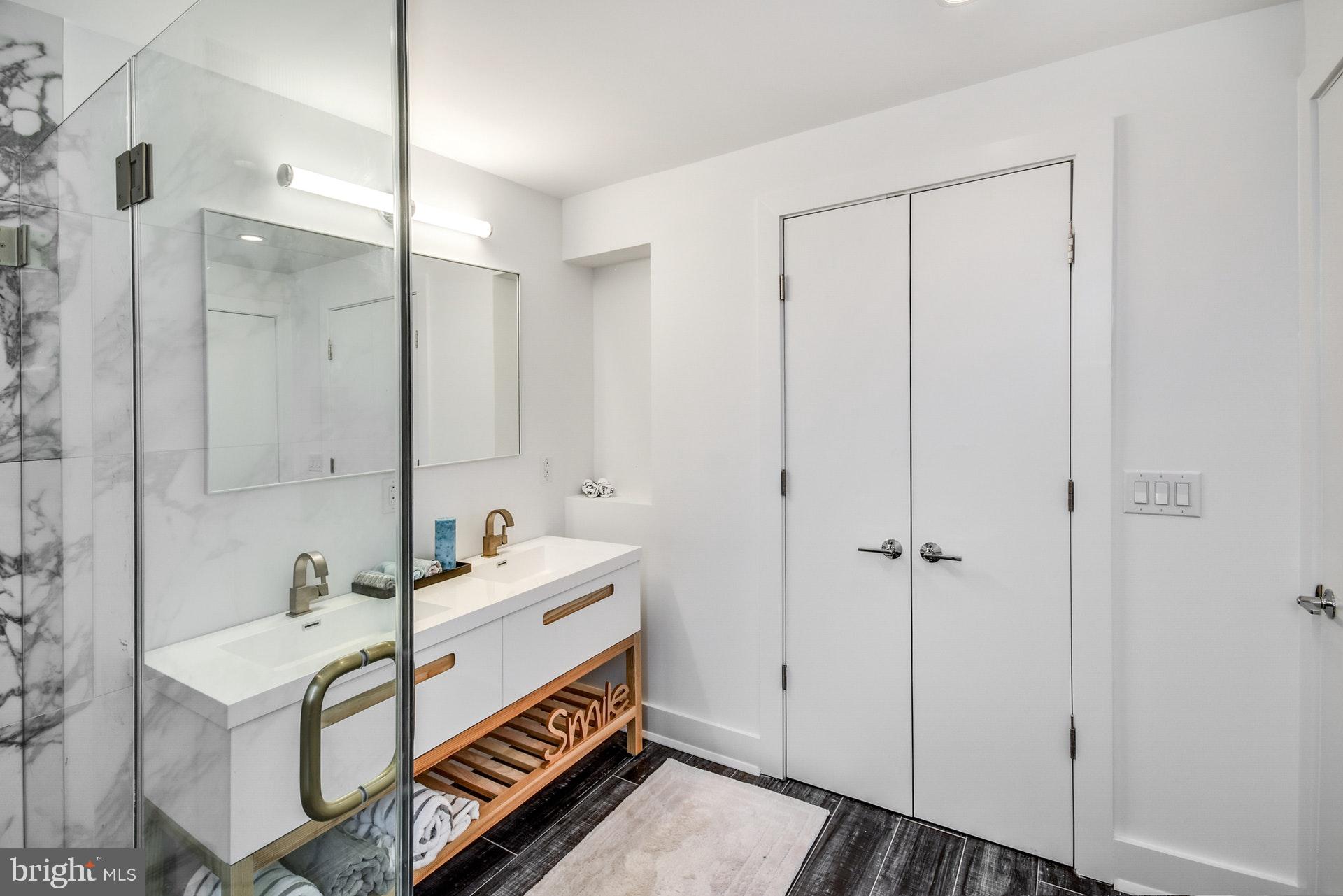 NORTHERN LIBERTIES - Residential Lease