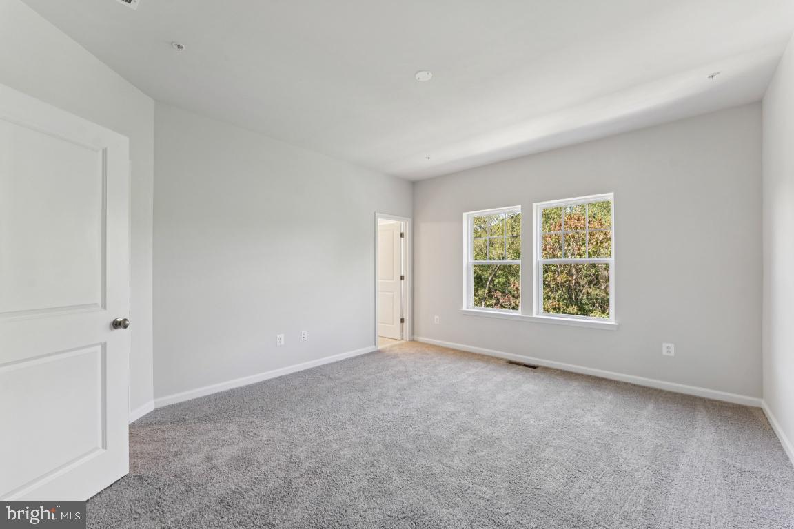 DAMASCUS VILLAGE - Residential