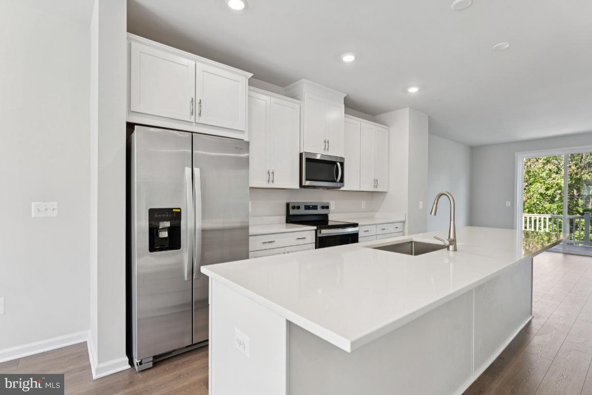 DAMASCUS VILLAGE - Residential