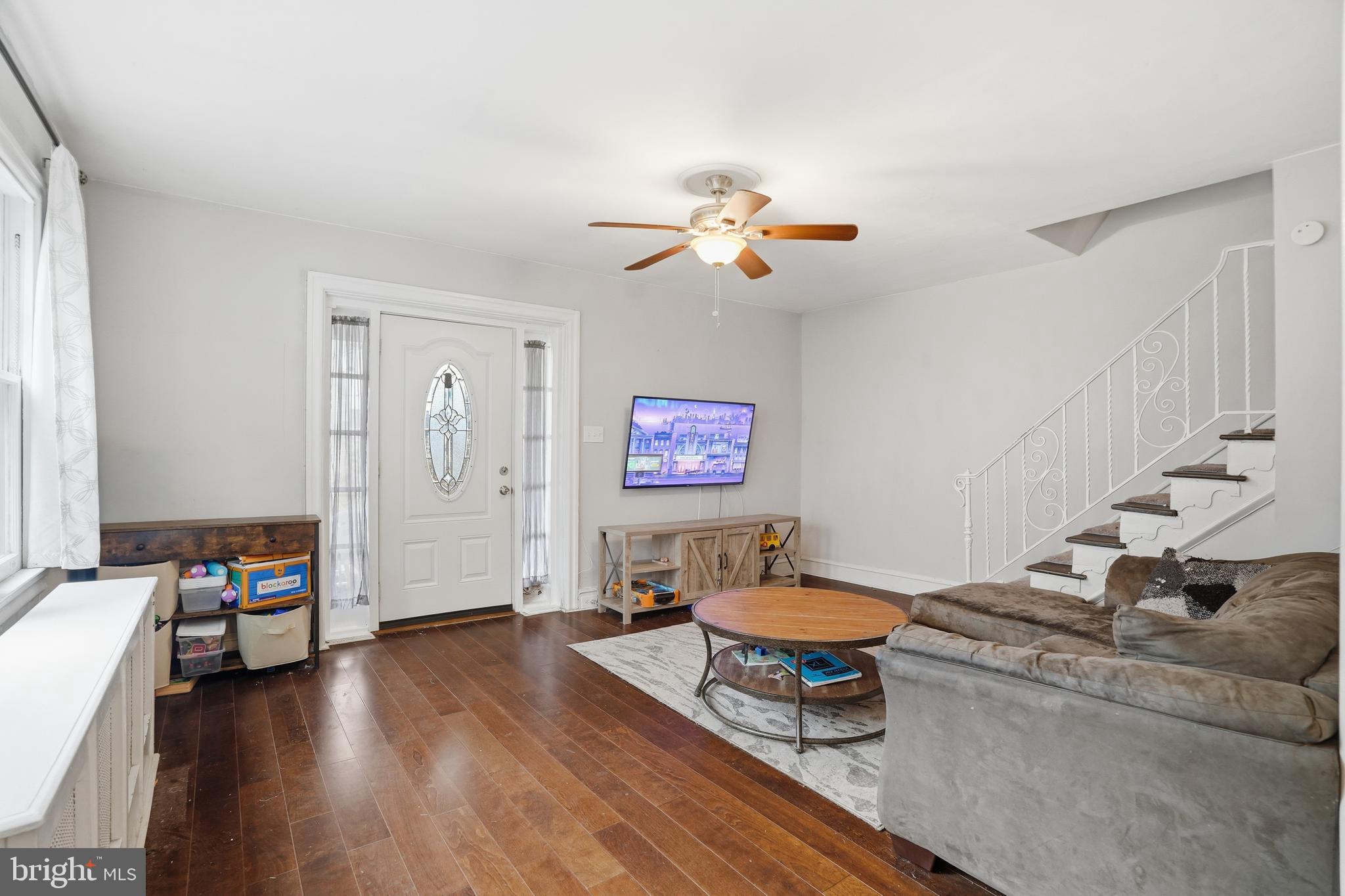 CHELTEN HILLS - Residential