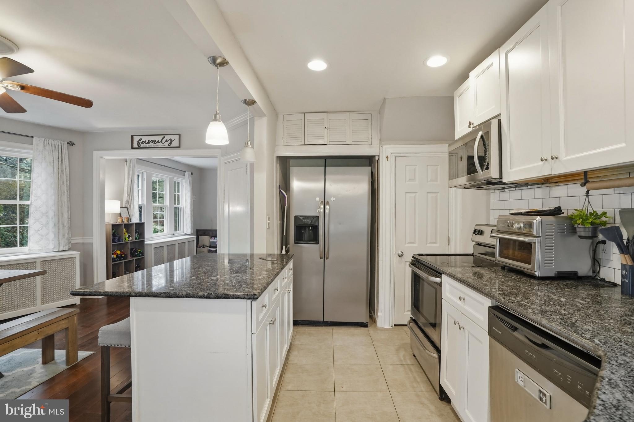 CHELTEN HILLS - Residential