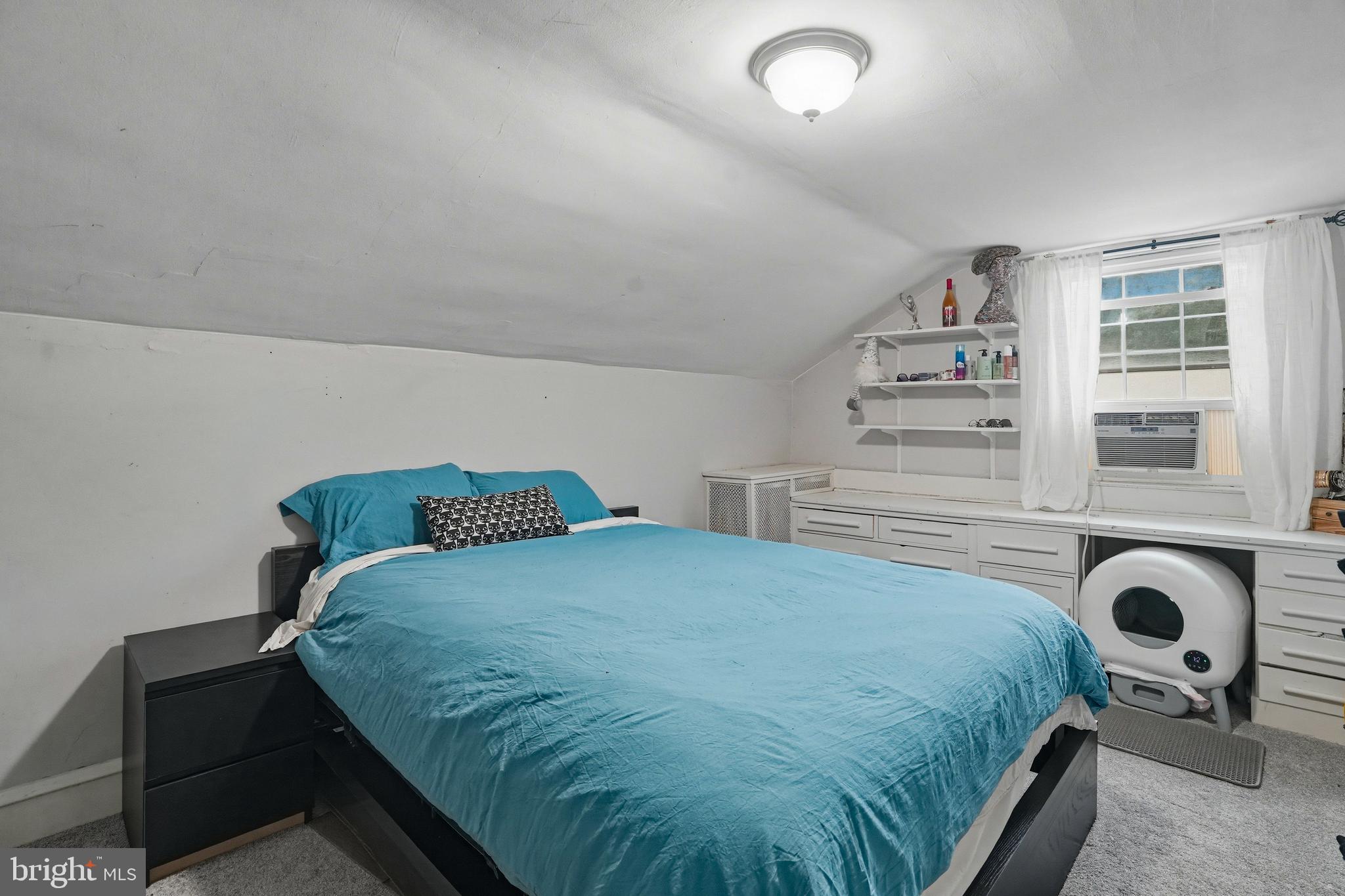 CHELTEN HILLS - Residential