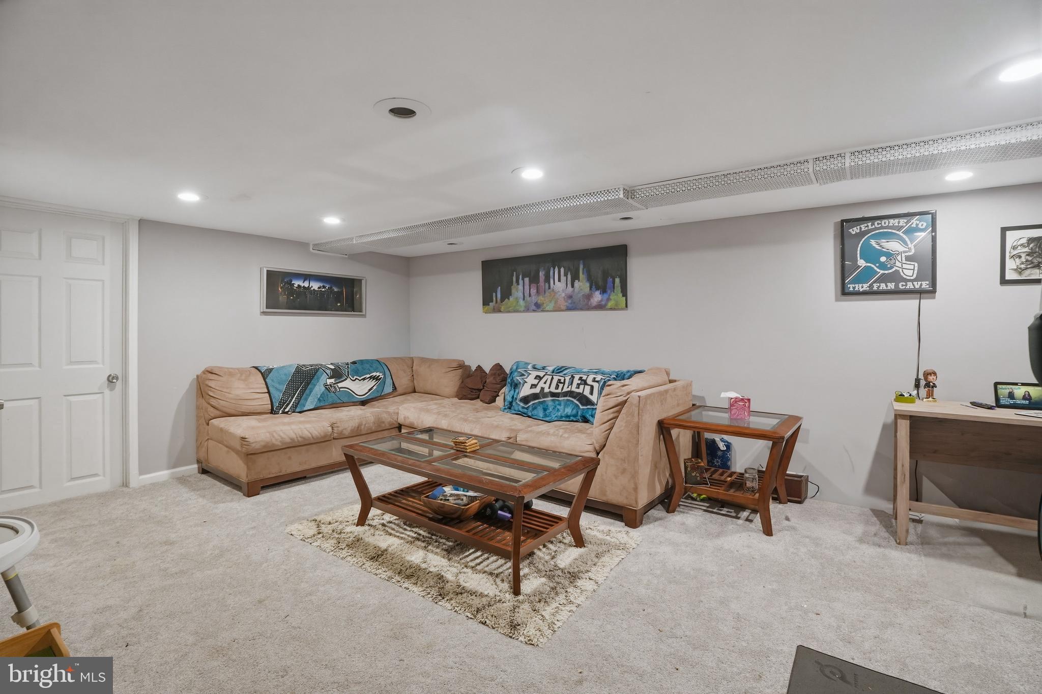 CHELTEN HILLS - Residential