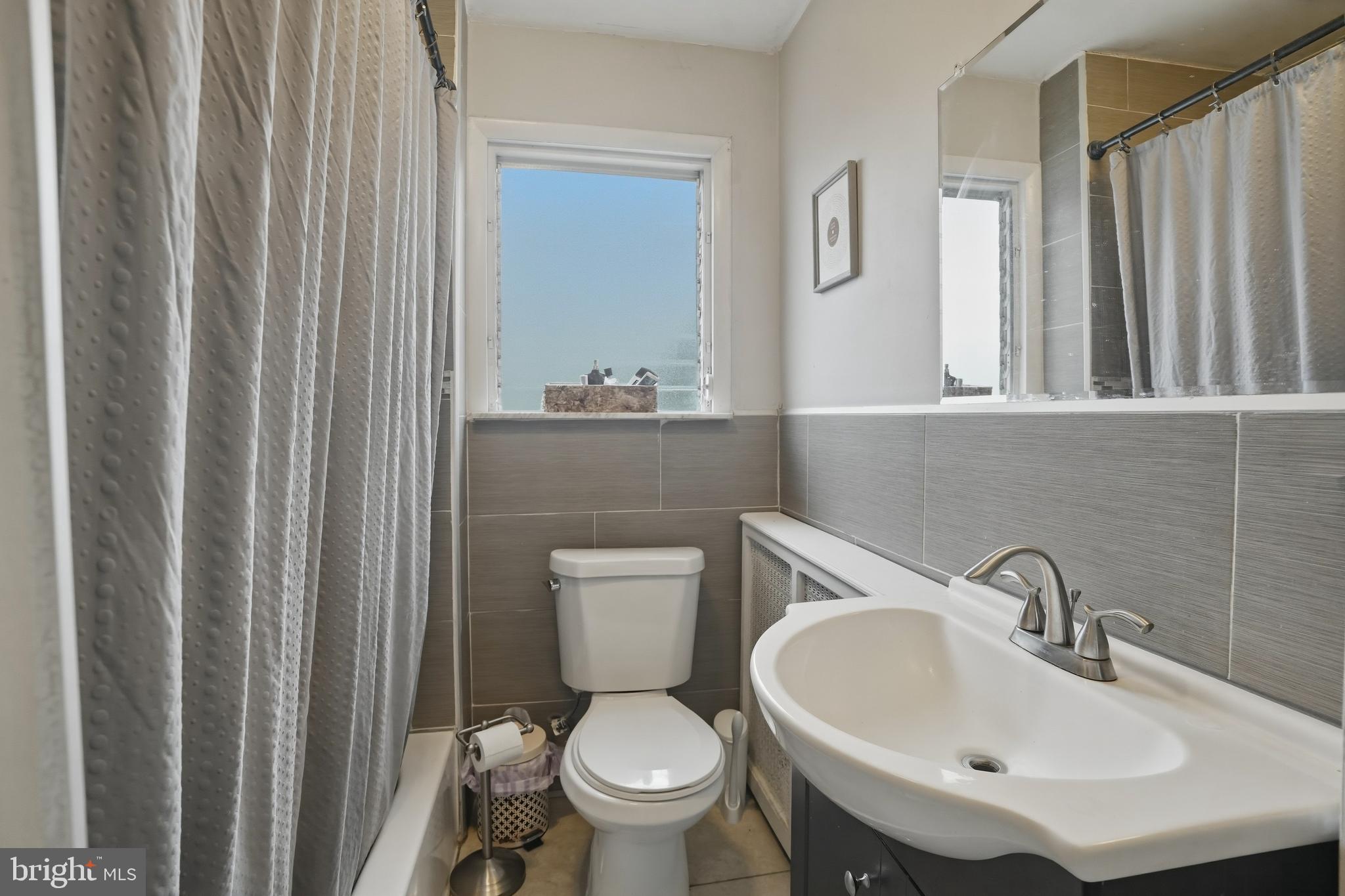 CHELTEN HILLS - Residential