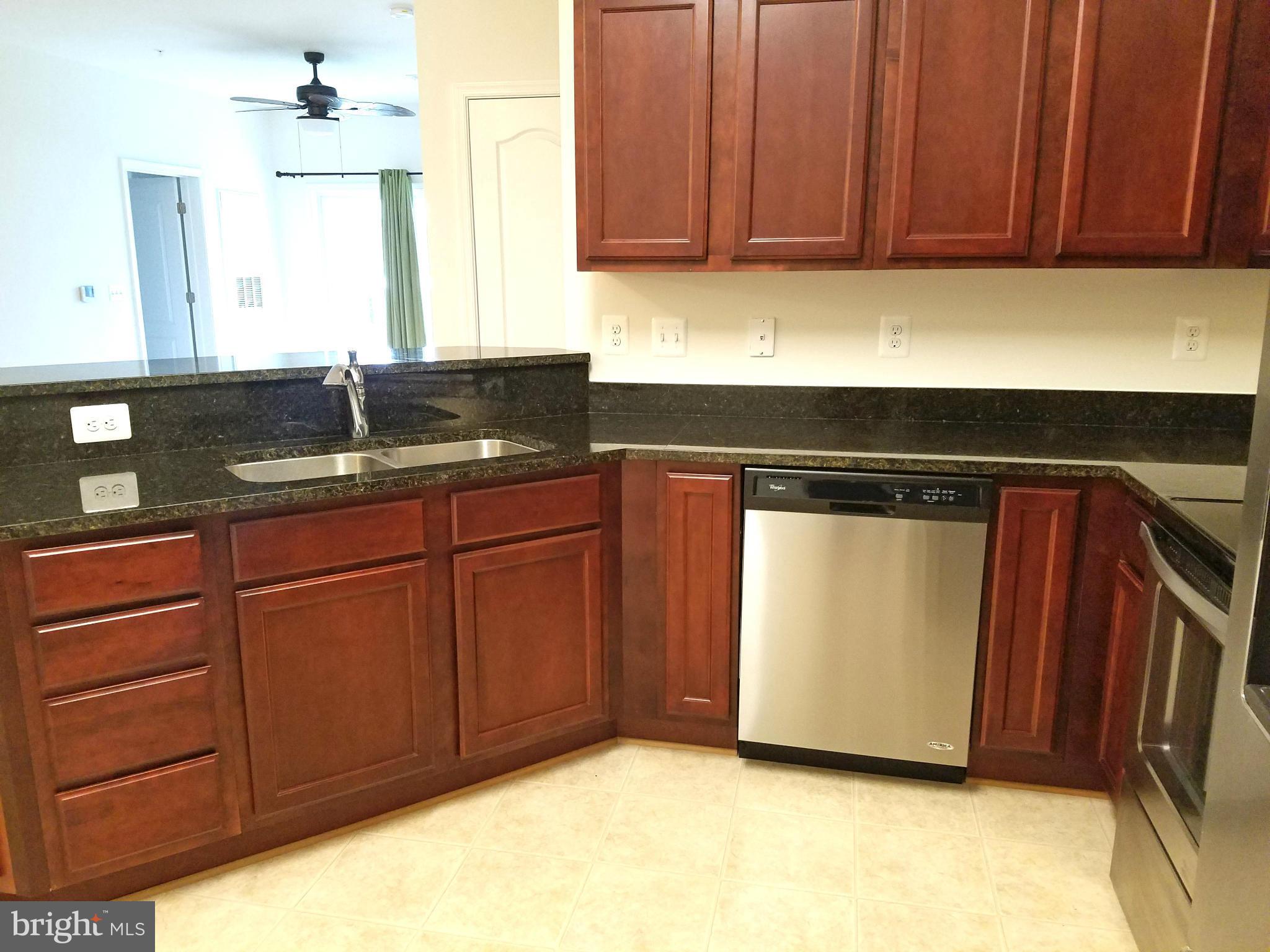 RESIDENCES AT WILDEWOOD - Residential Lease