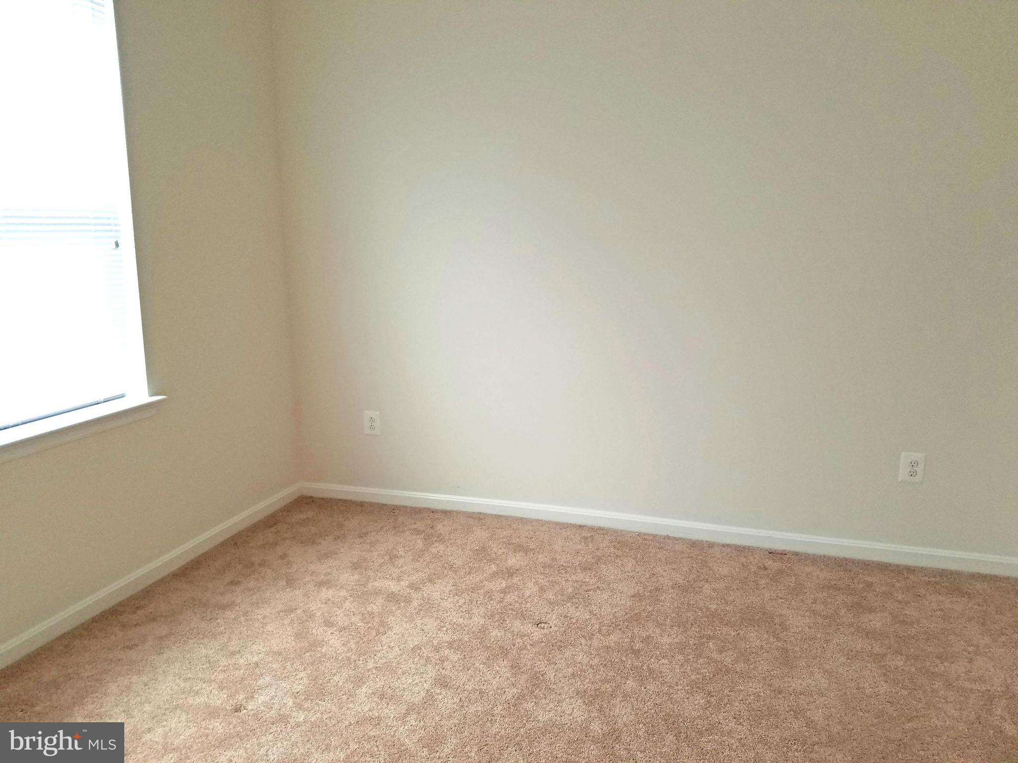 RESIDENCES AT WILDEWOOD - Residential Lease