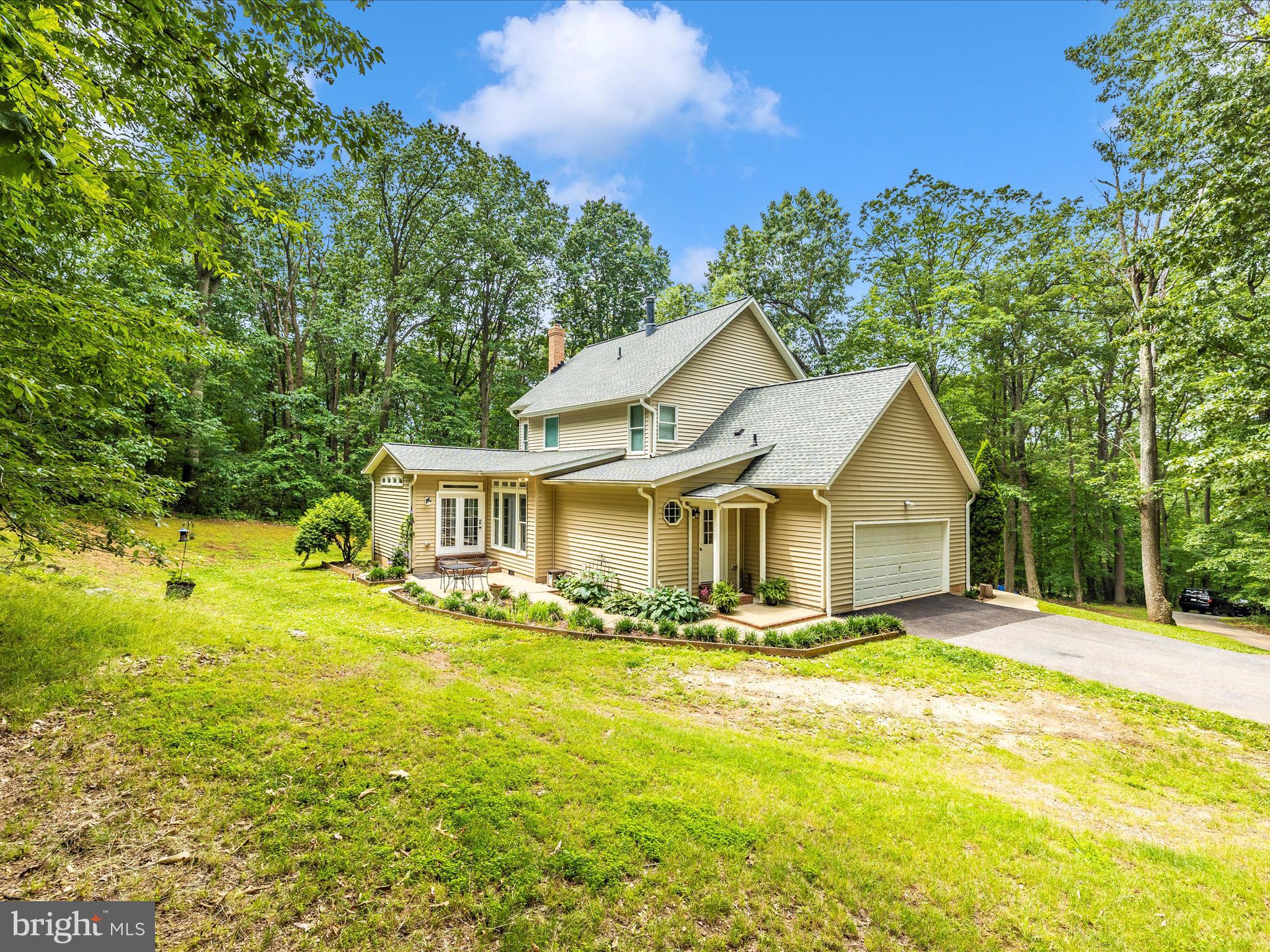2990 HONEYWOOD DRIVE