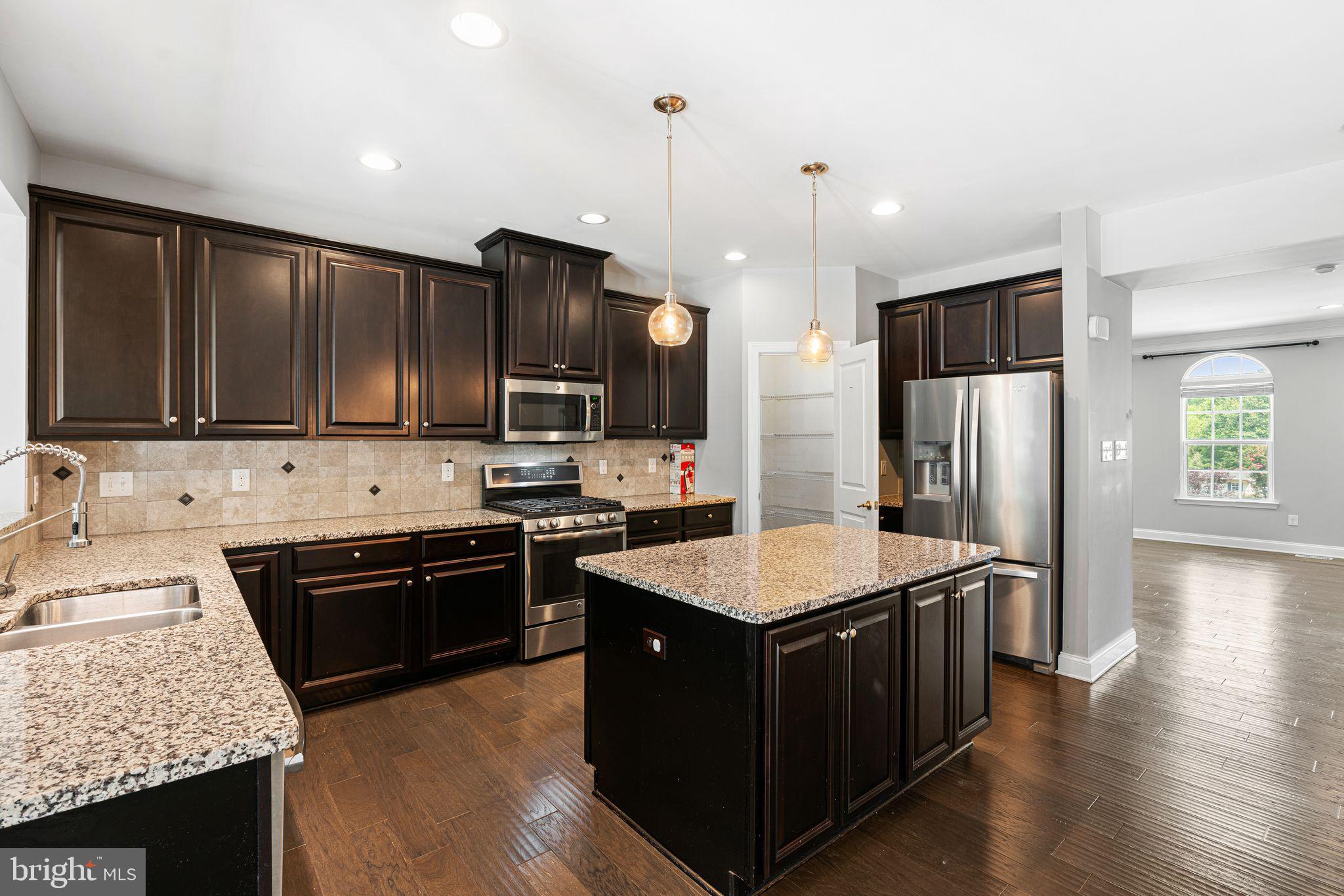 RESERVE AT MARLTON - Residential Lease