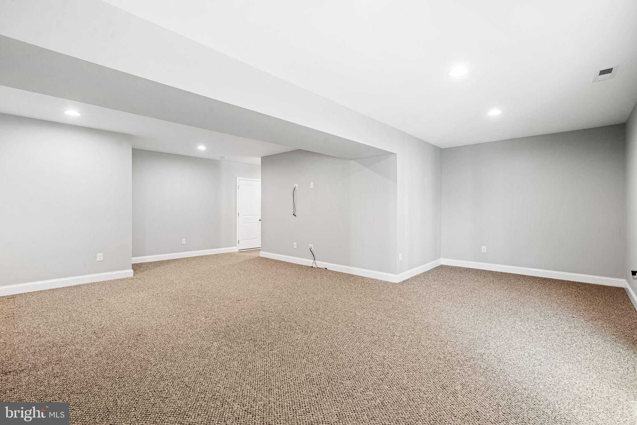 RESERVE AT MARLTON - Residential Lease