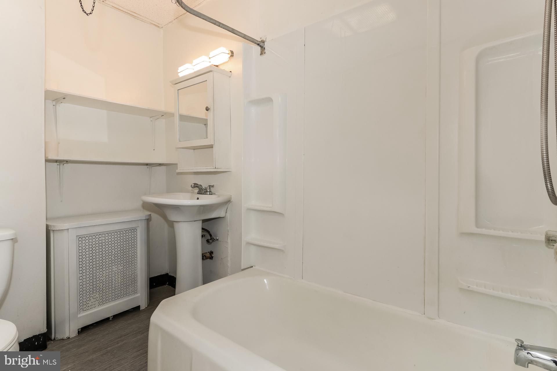 COBBS CREEK - Residential Lease