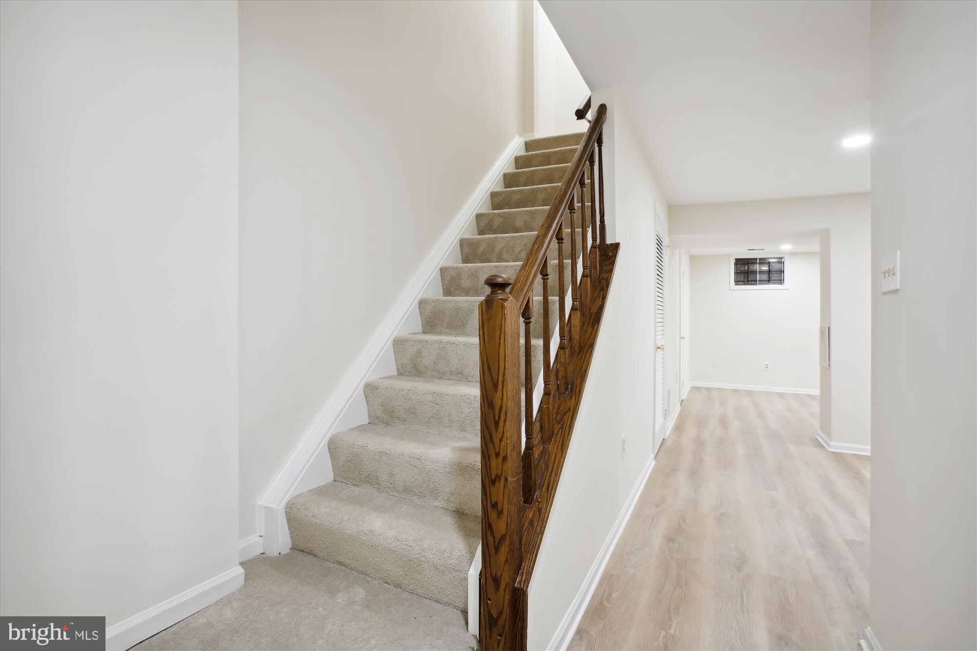 ADAMS WALK - Residential