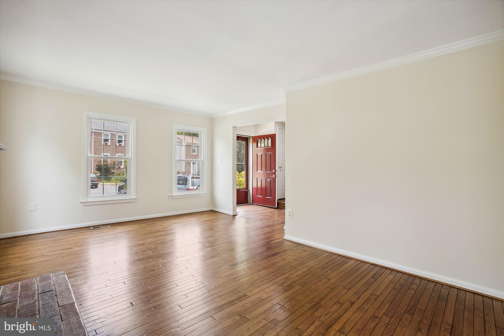 ADAMS WALK - Residential