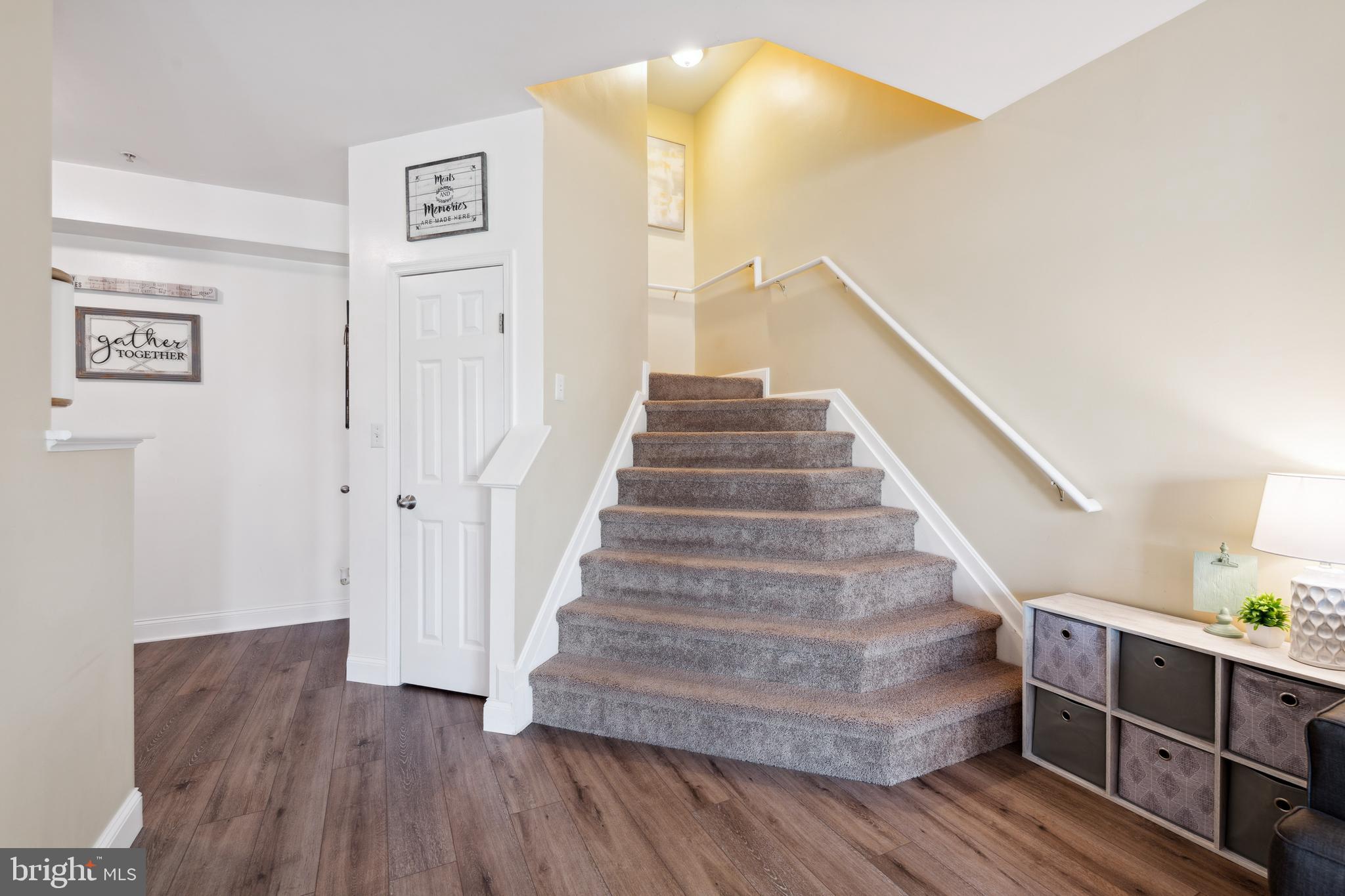 SEVEN OAKS - Residential