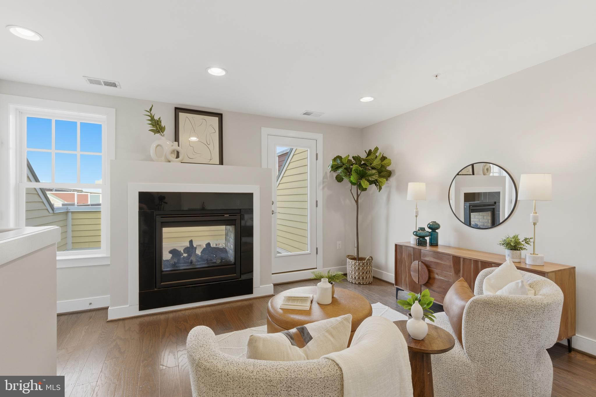 POTOMAC YARD - Residential