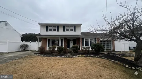 MLS: NJCD2111426