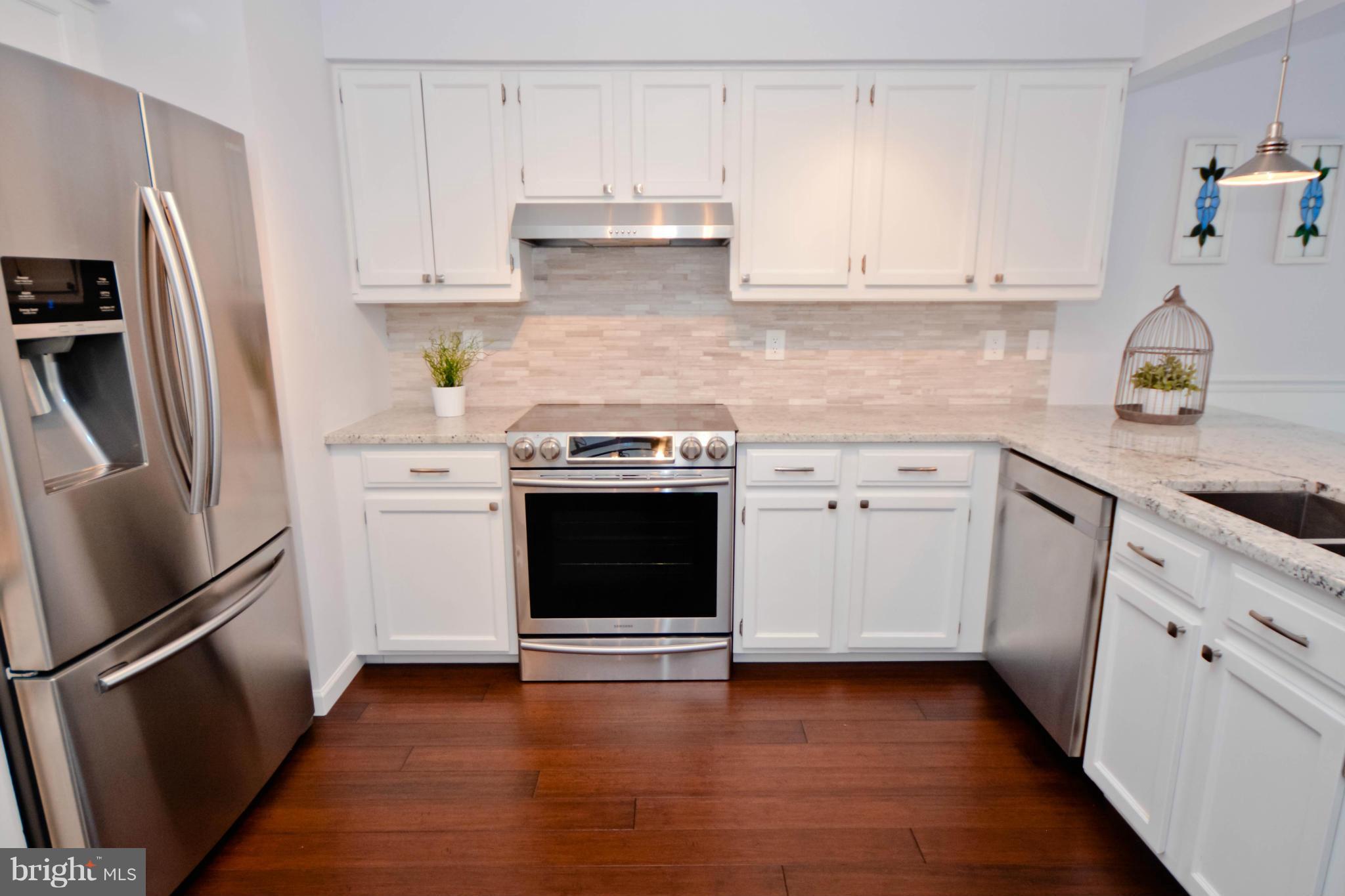 POTOMAC CROSSING - Residential